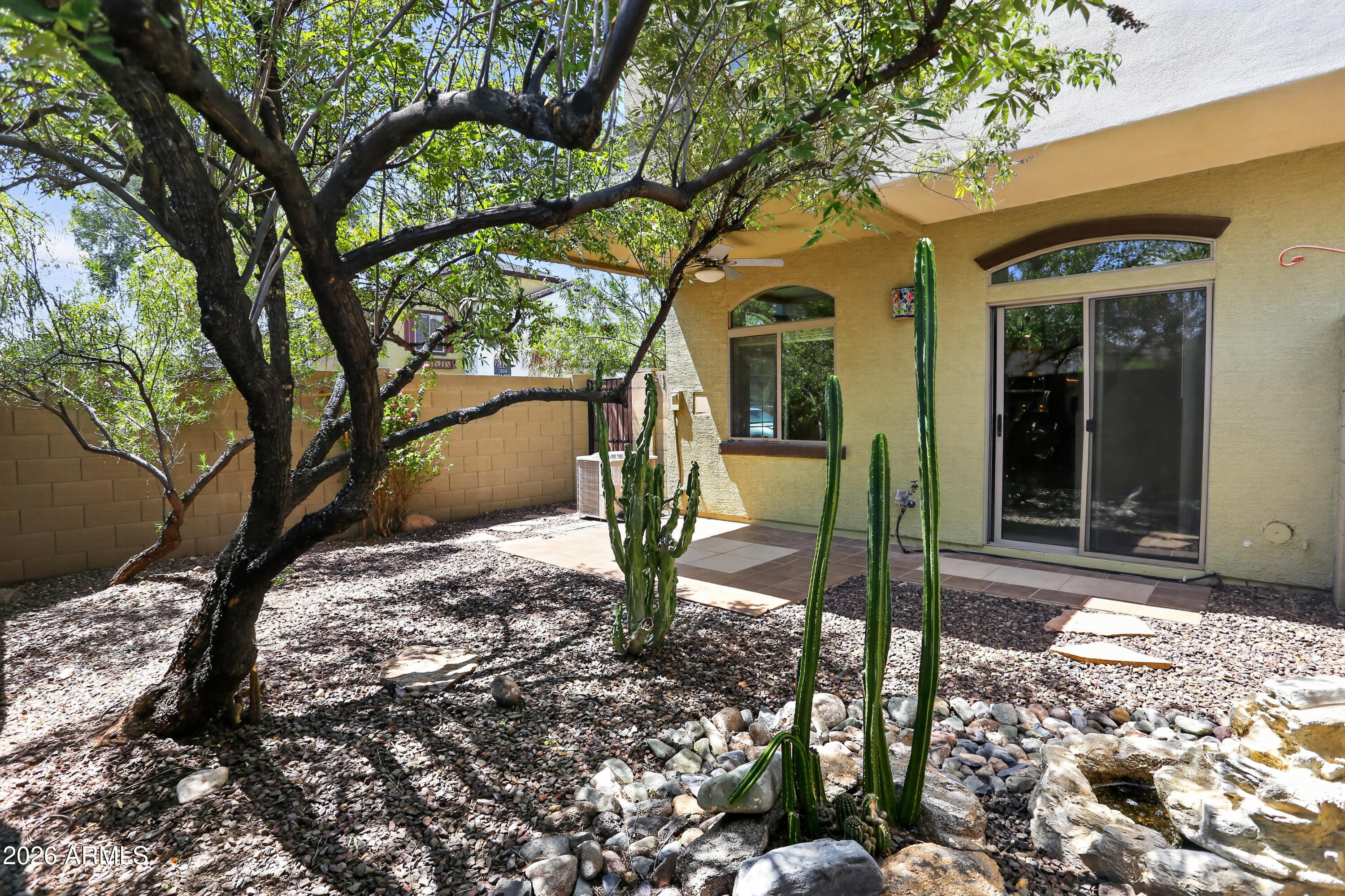 2725 E Mine Creek Road 1025
