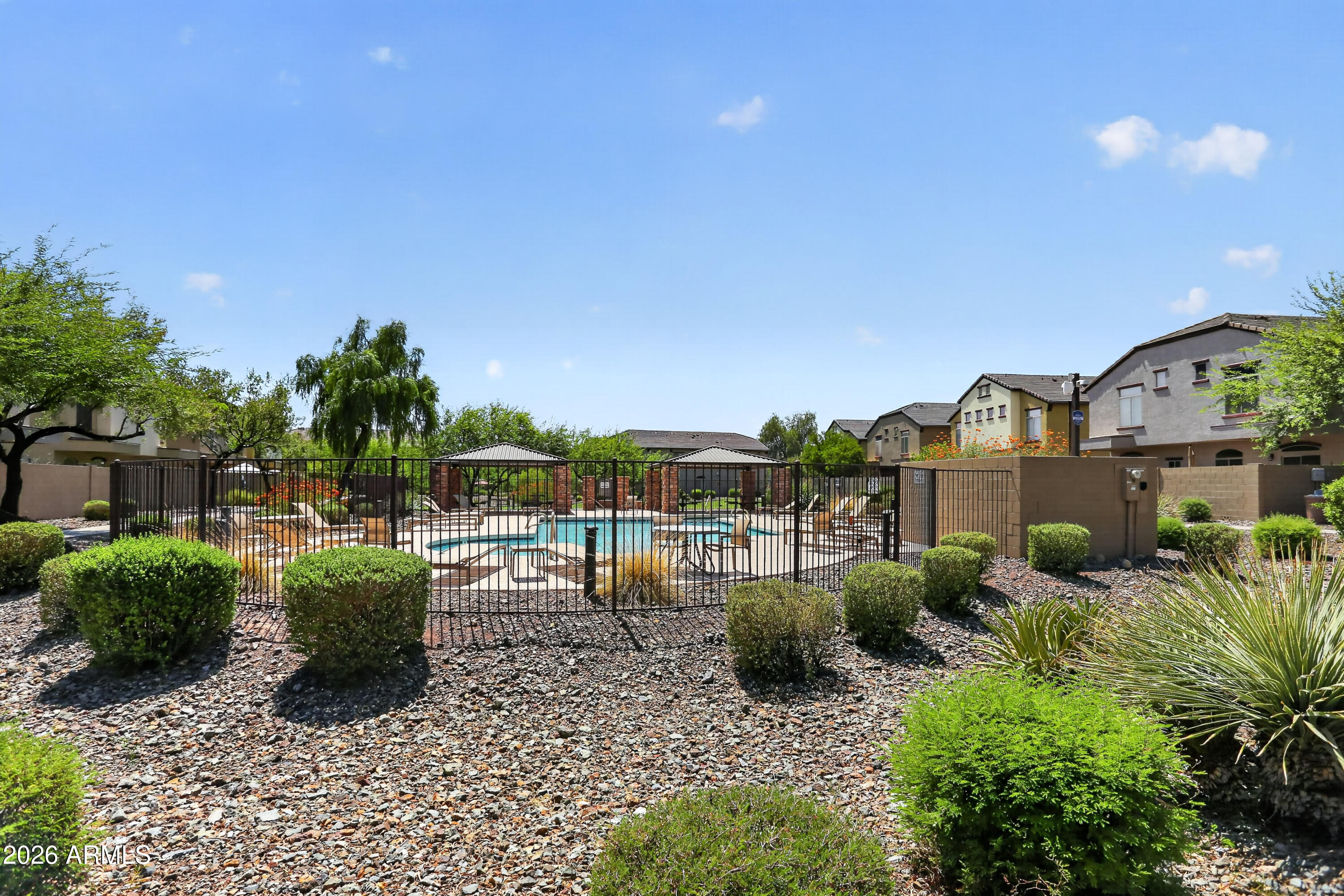 2725 E Mine Creek Road 1025