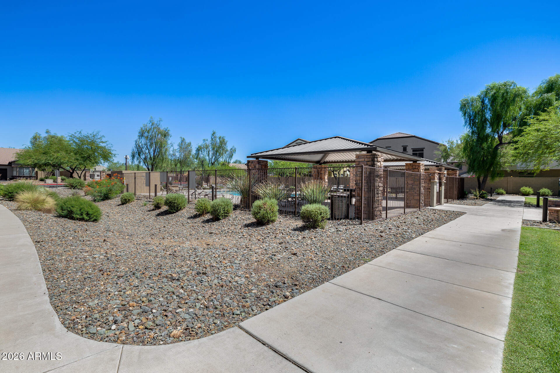 2725 E Mine Creek Road 1025
