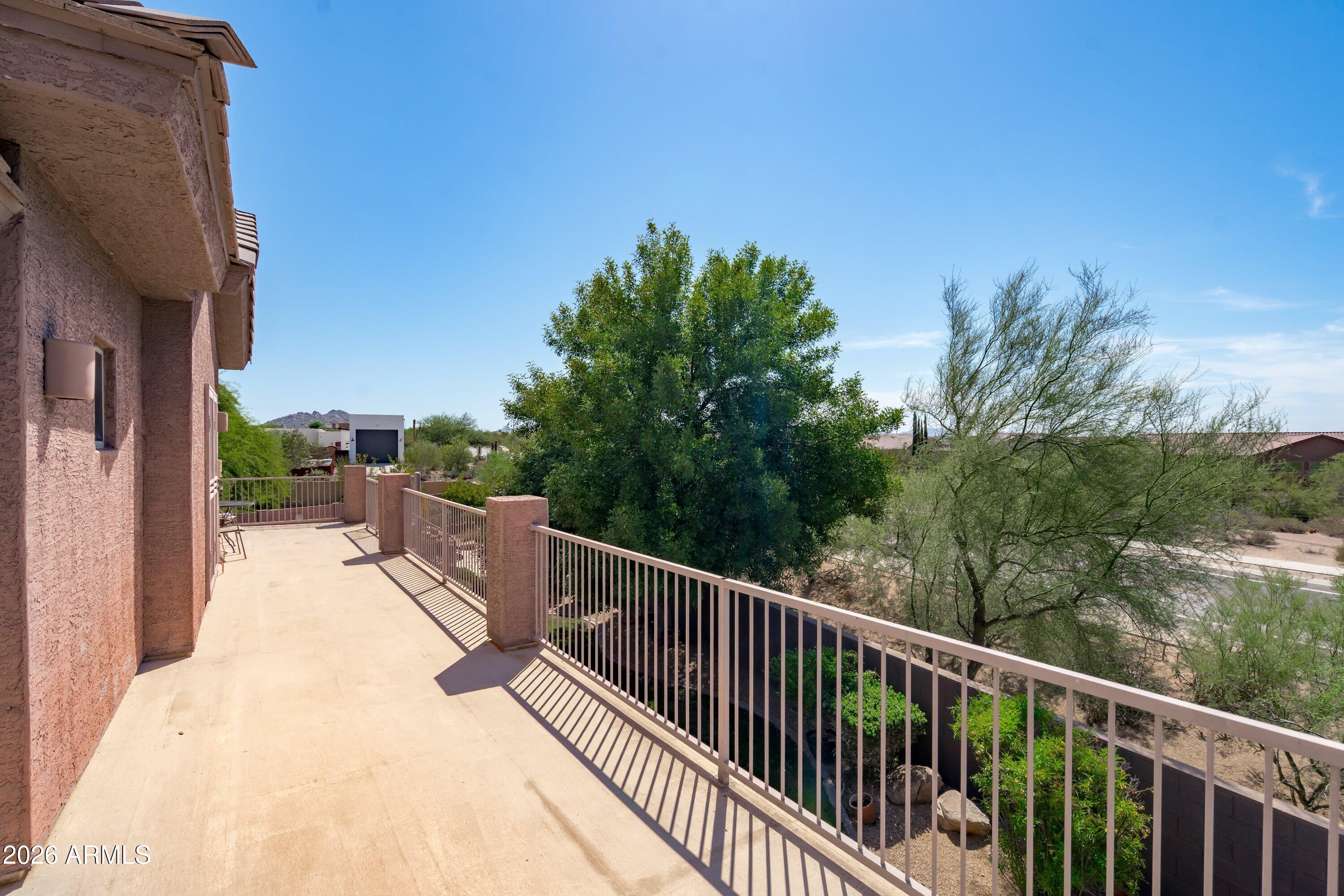 6117 E PALOMINO Lane