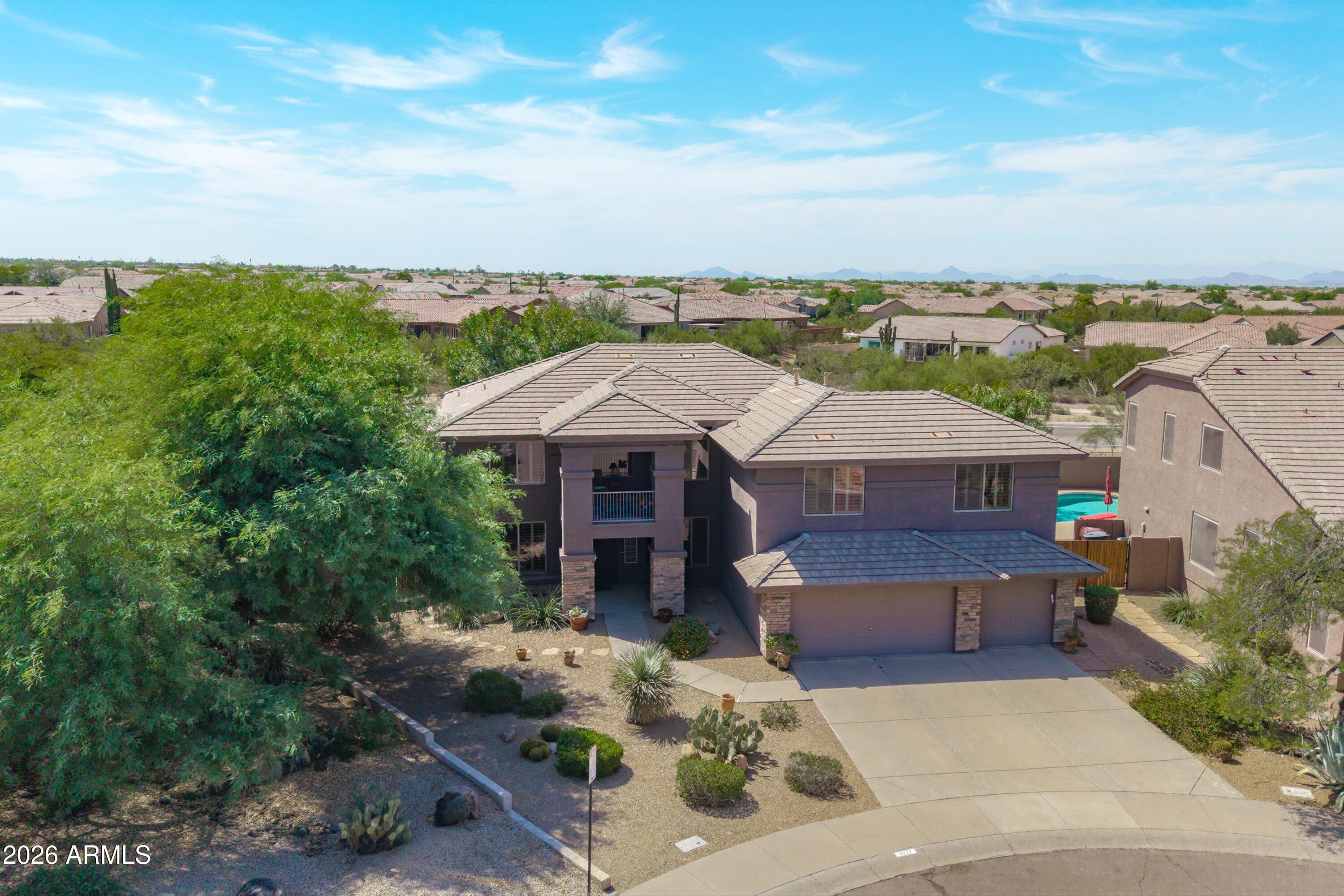 6117 E PALOMINO Lane
