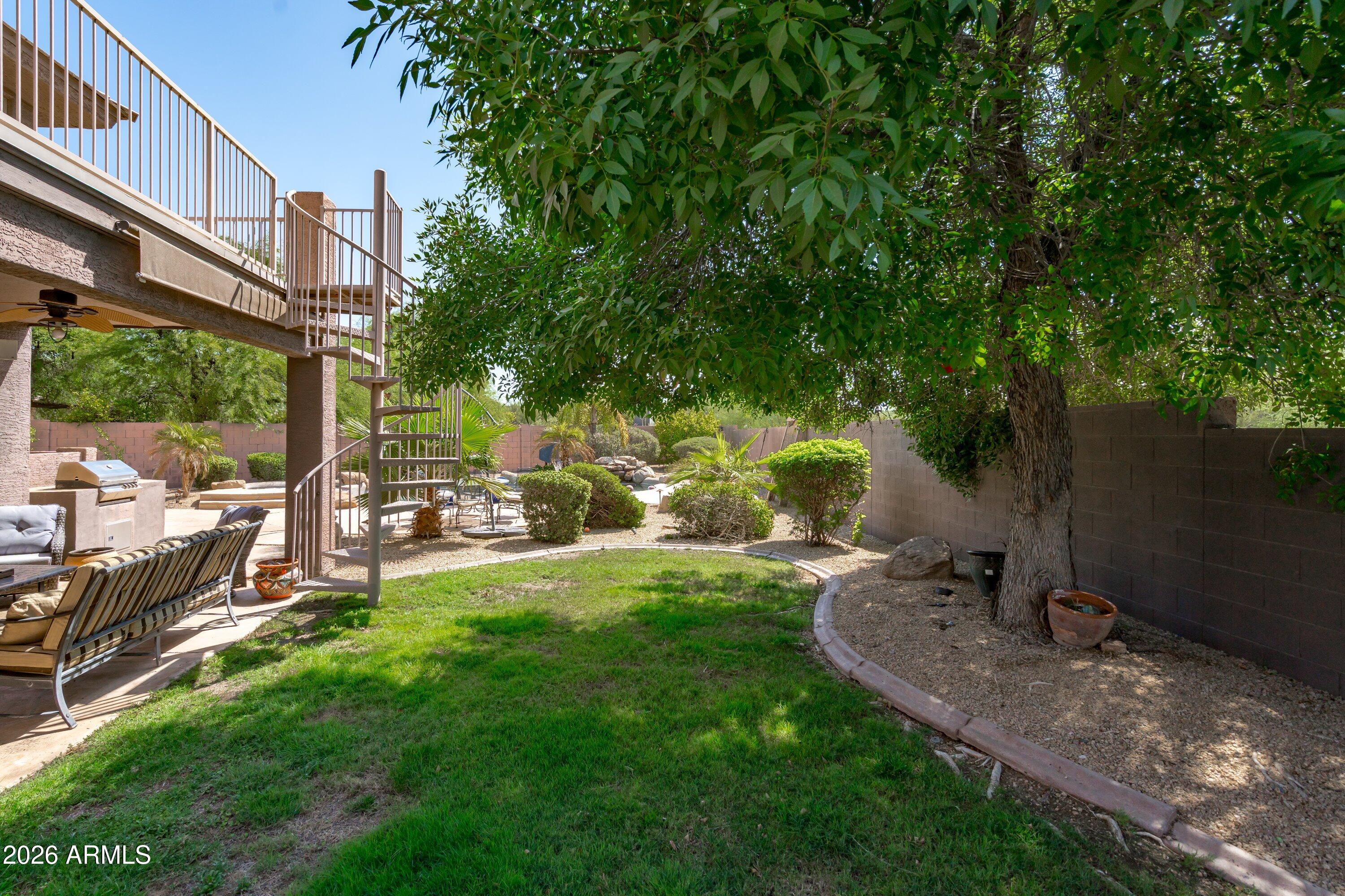 6117 E PALOMINO Lane