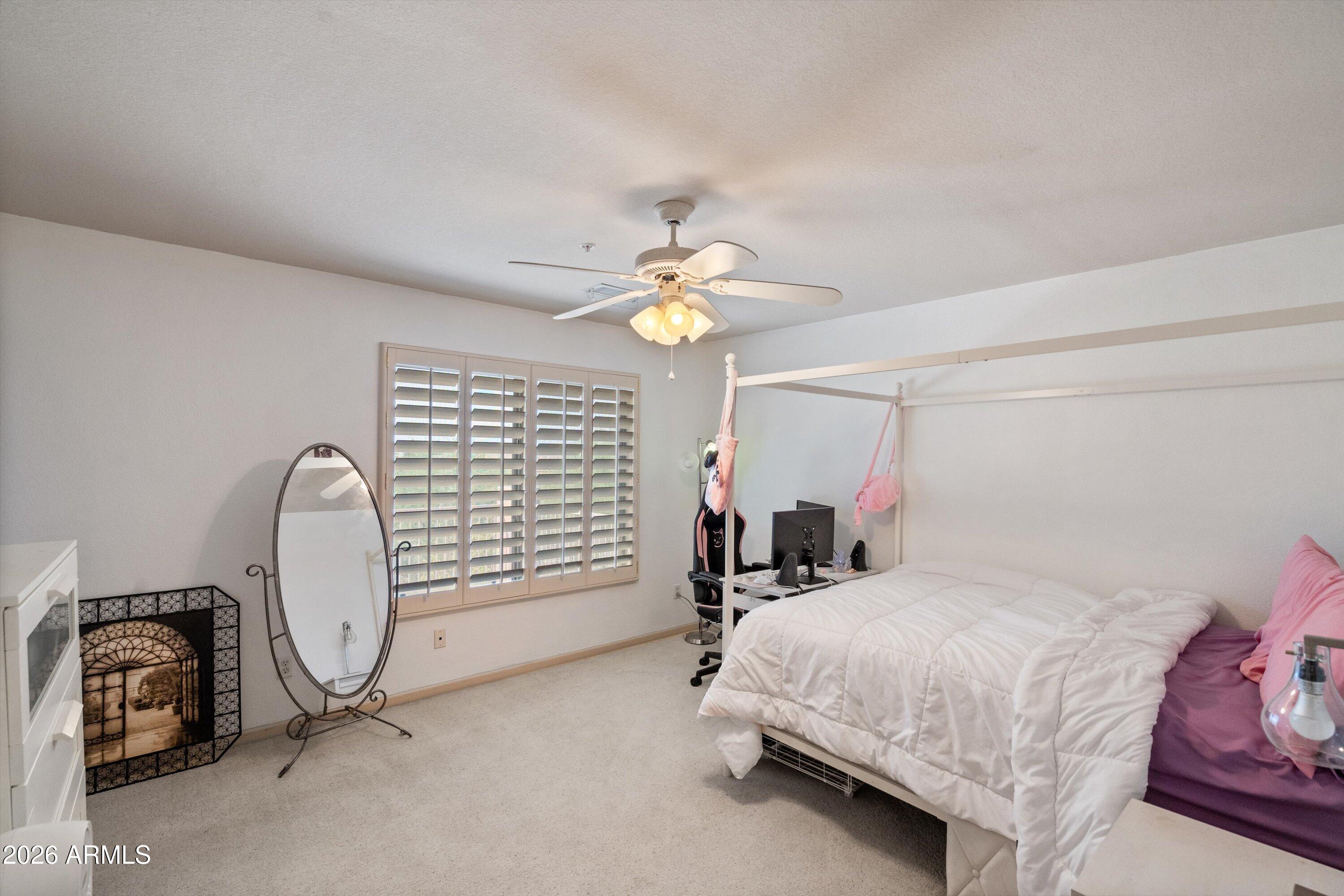 6117 E PALOMINO Lane