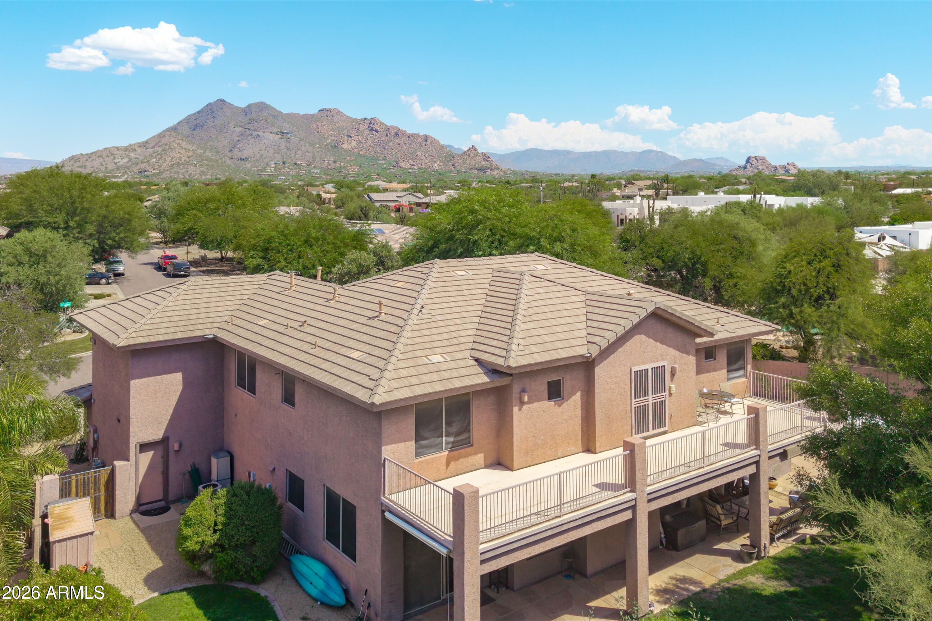 6117 E PALOMINO Lane