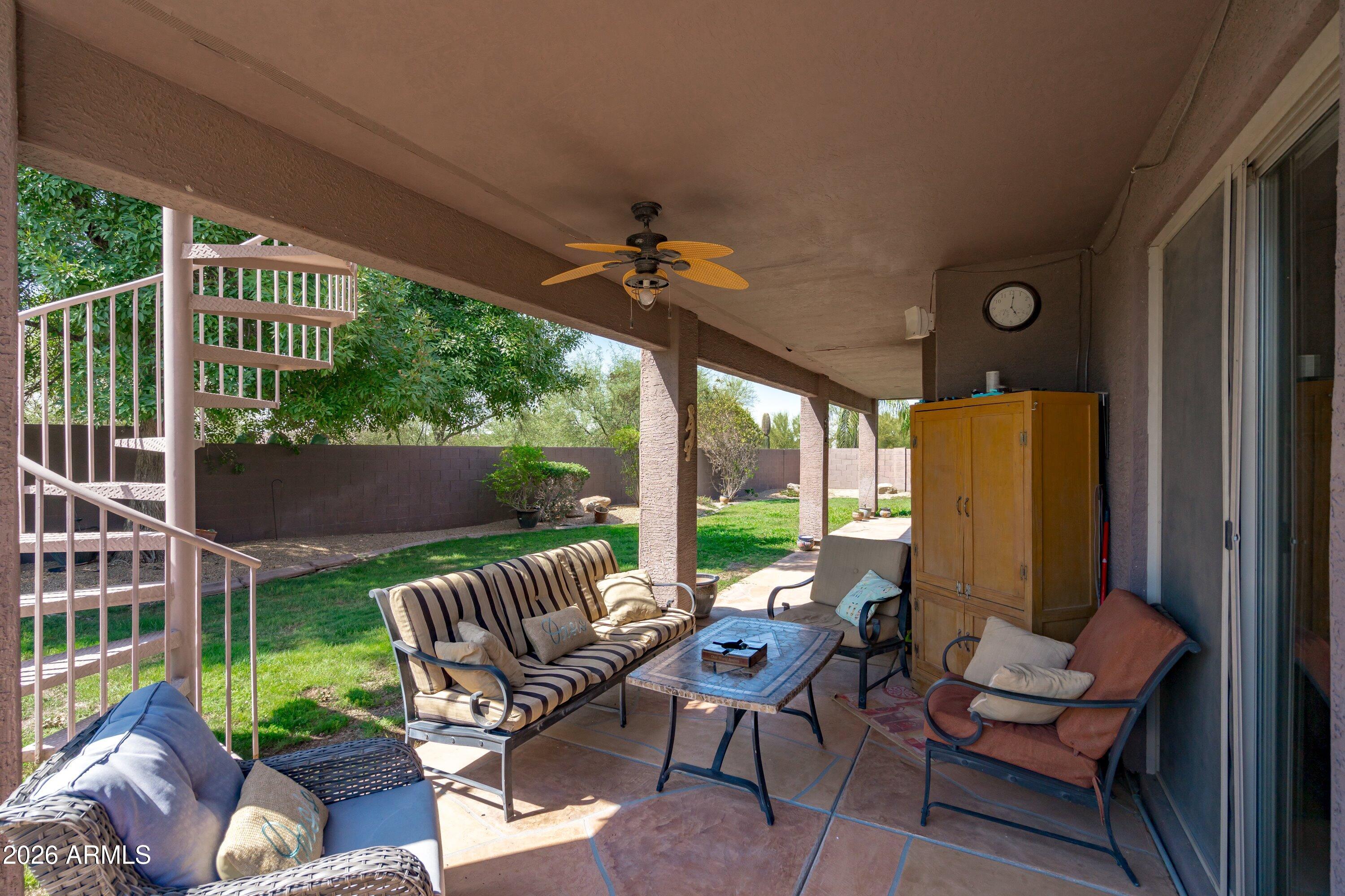 6117 E PALOMINO Lane