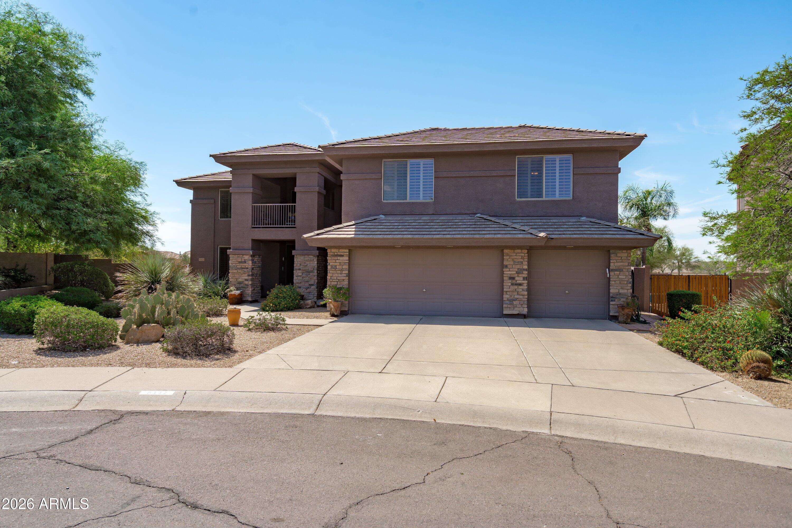 6117 E PALOMINO Lane
