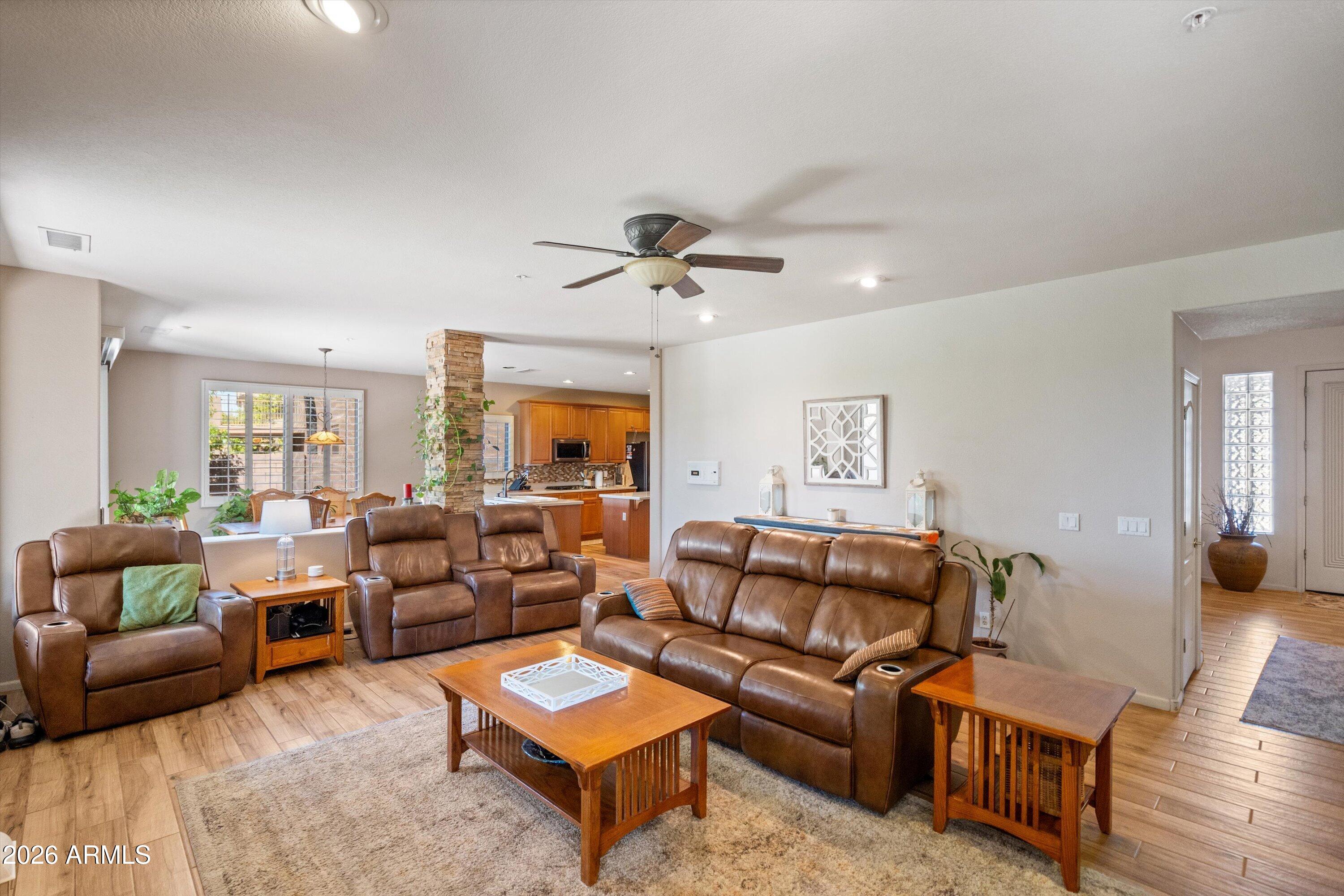 6117 E PALOMINO Lane