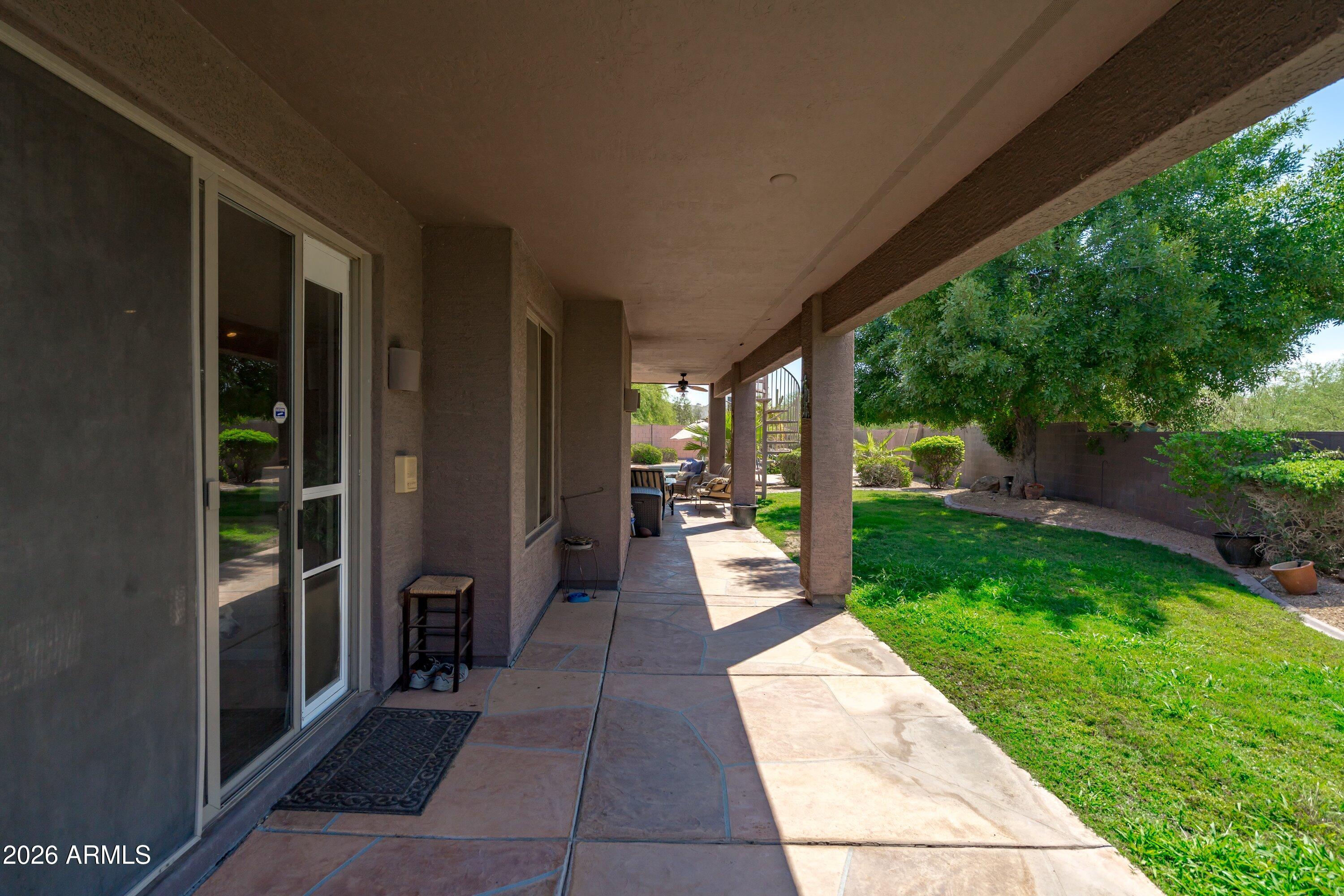 6117 E PALOMINO Lane