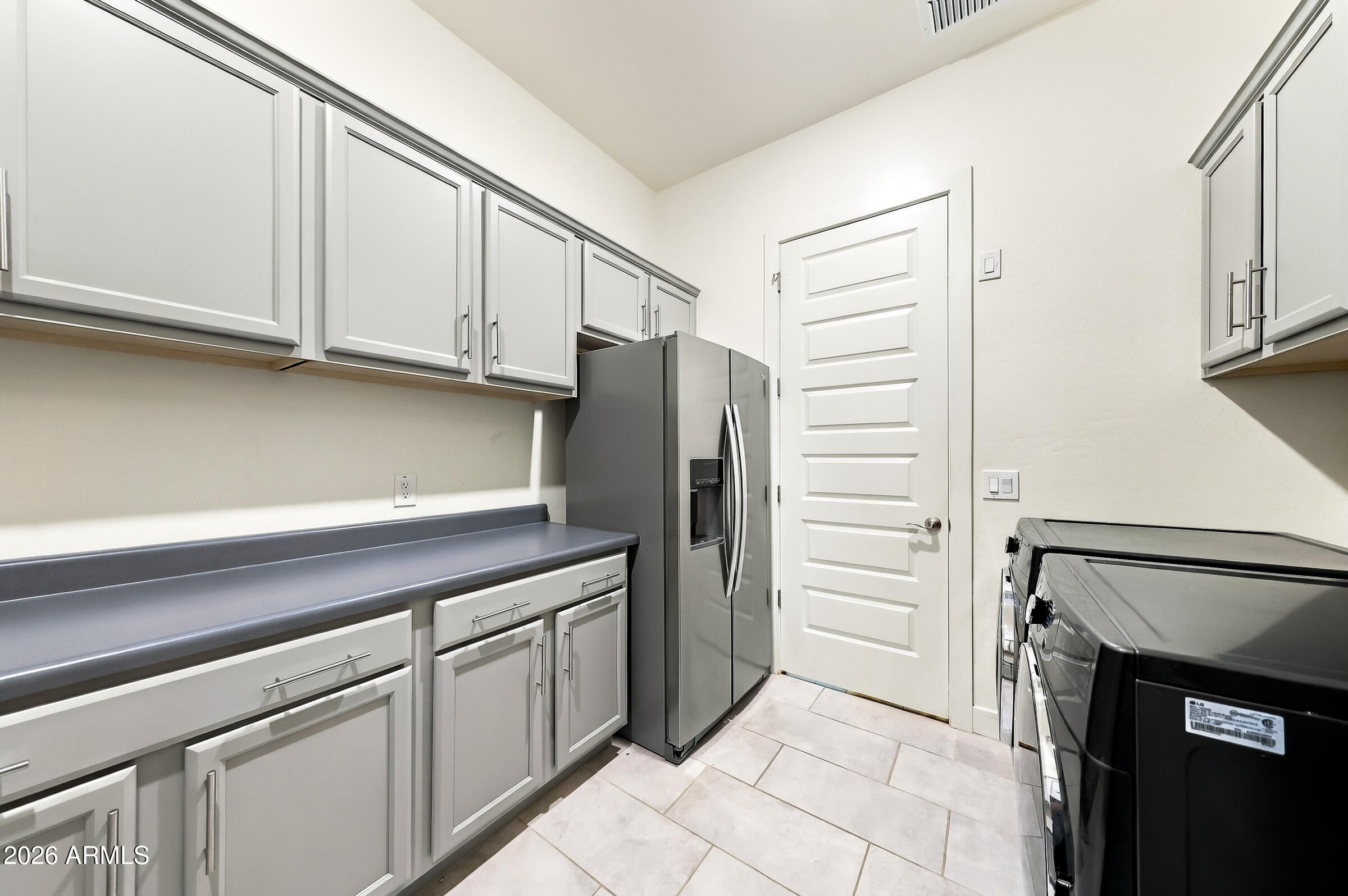 9556 W PARK VIEW Lane