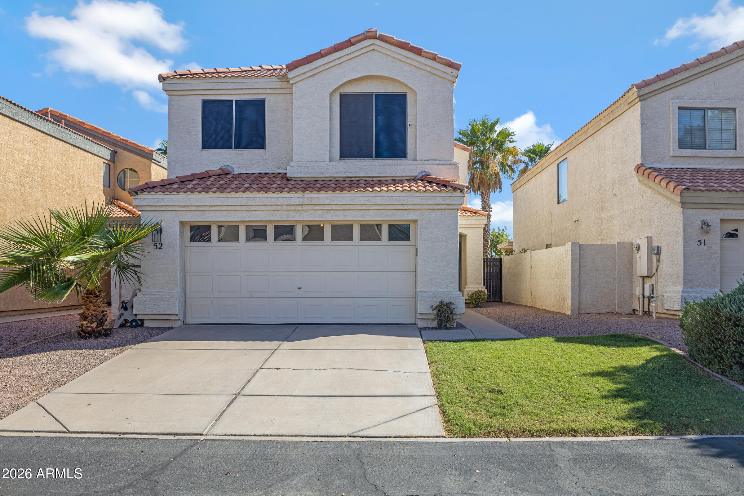 250 W Juniper Avenue 52