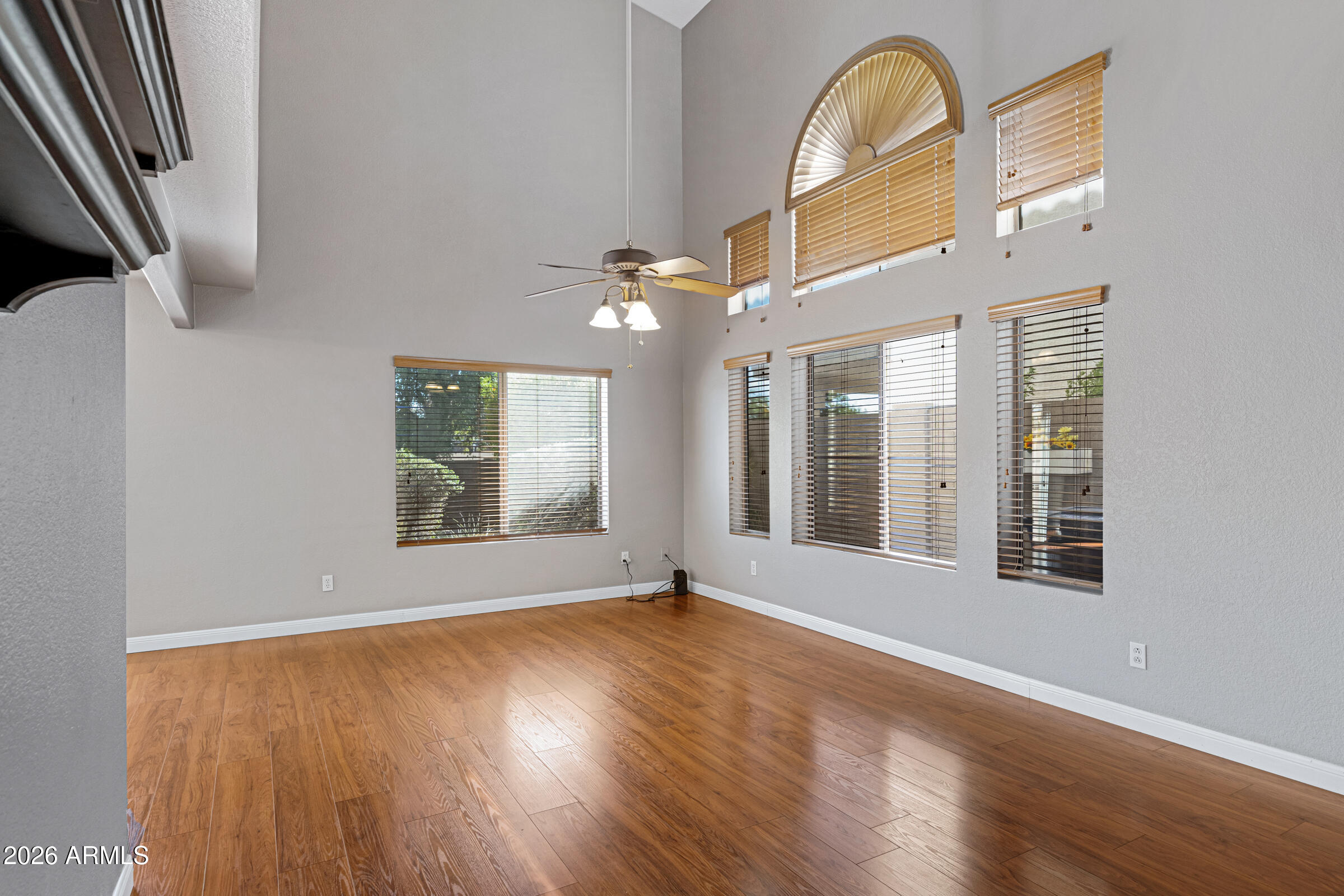 250 W Juniper Avenue 52