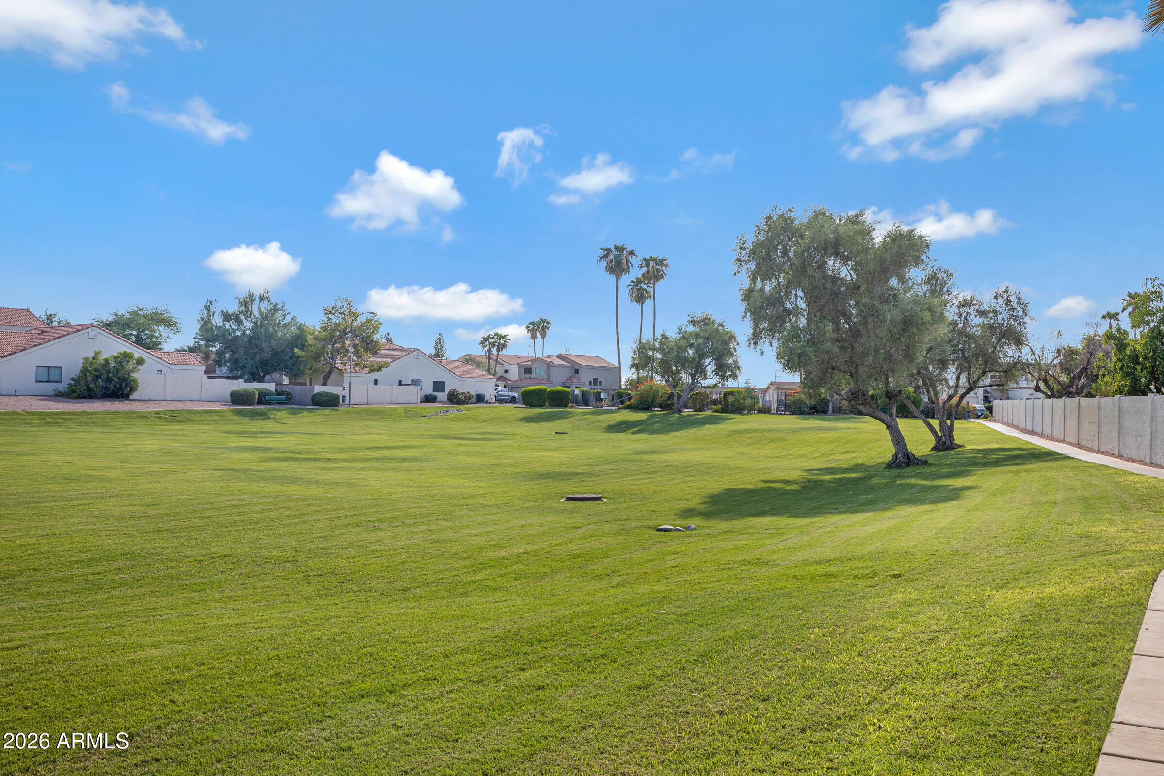 250 W Juniper Avenue 52