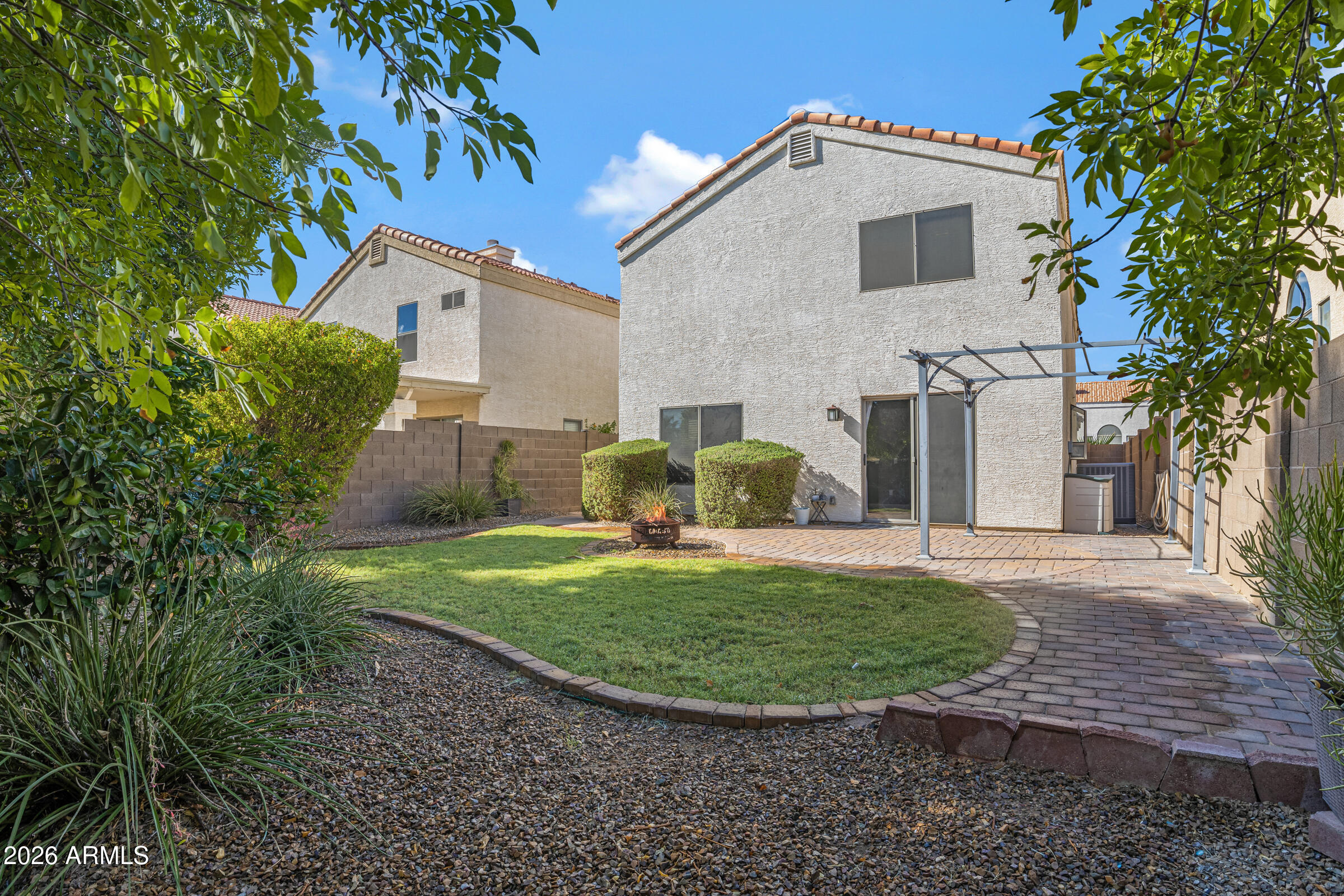 250 W Juniper Avenue 52