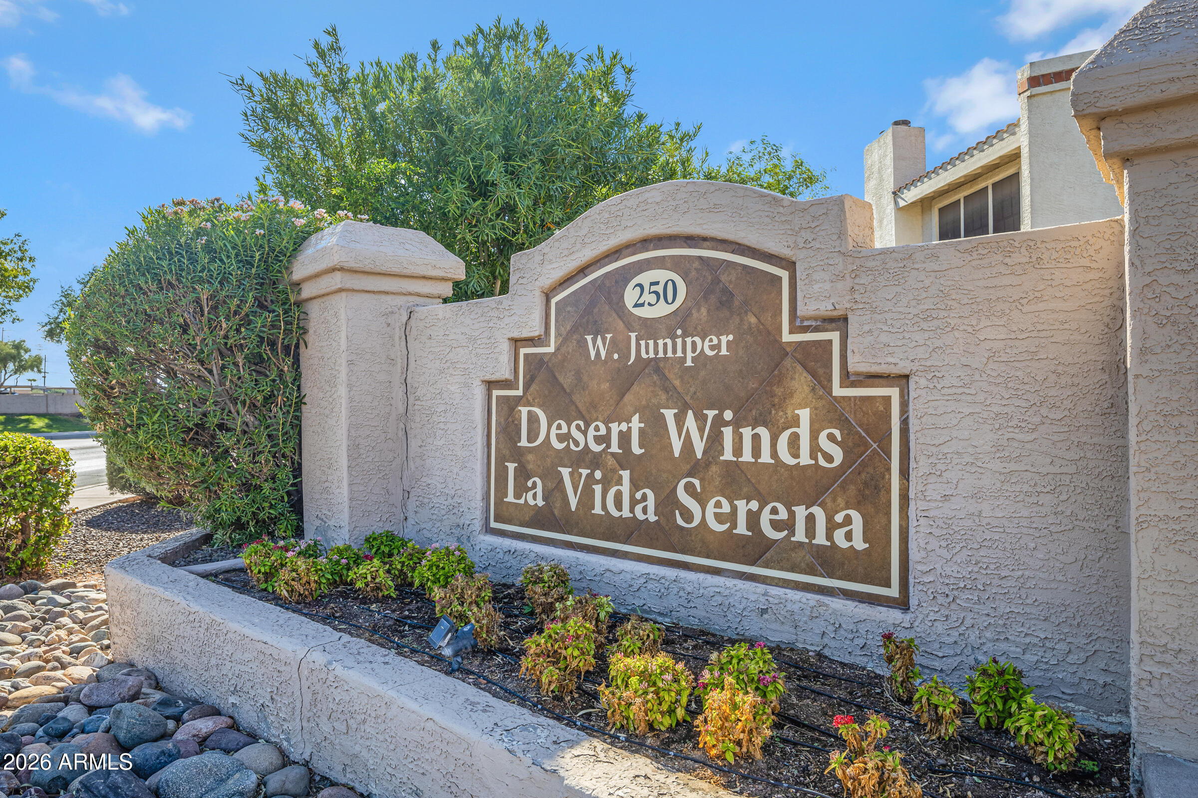 250 W Juniper Avenue 52