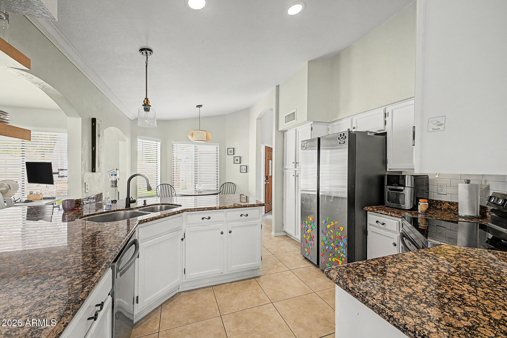 11010 W CRIMSON Lane