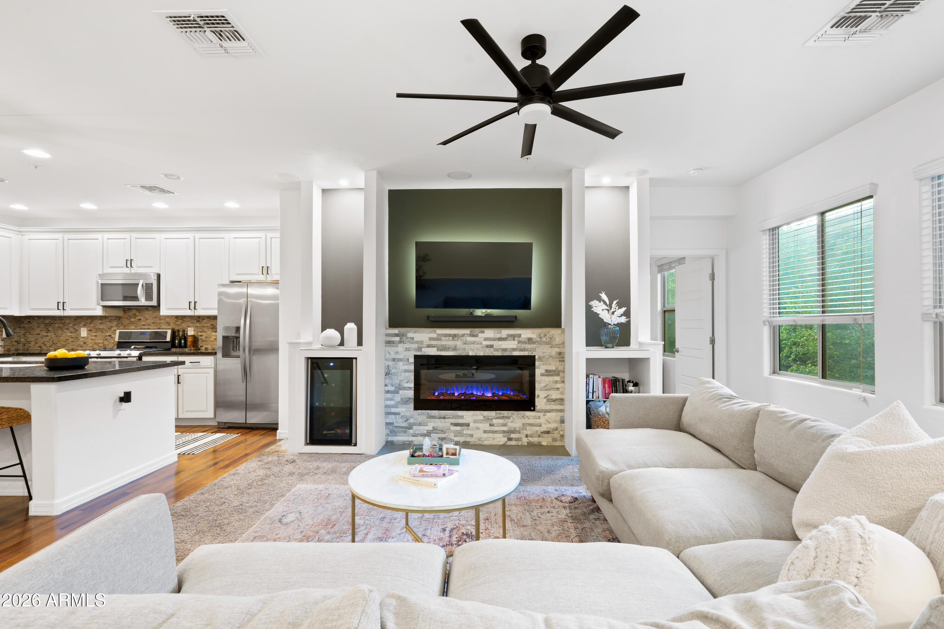 5550 N 16TH Street 155