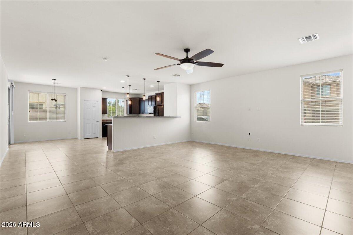 11795 W DAVIS Lane