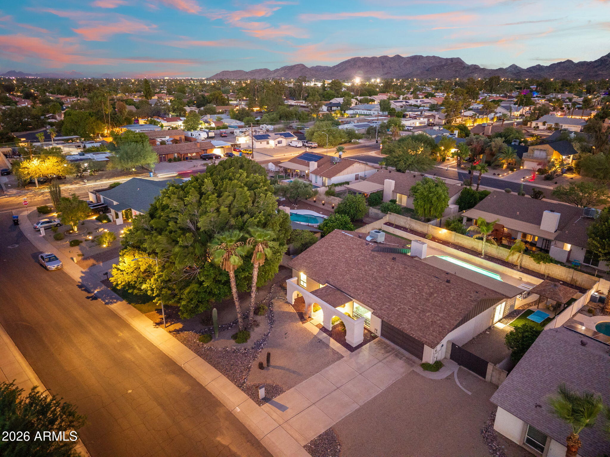 2331 E SUNNYSIDE Drive