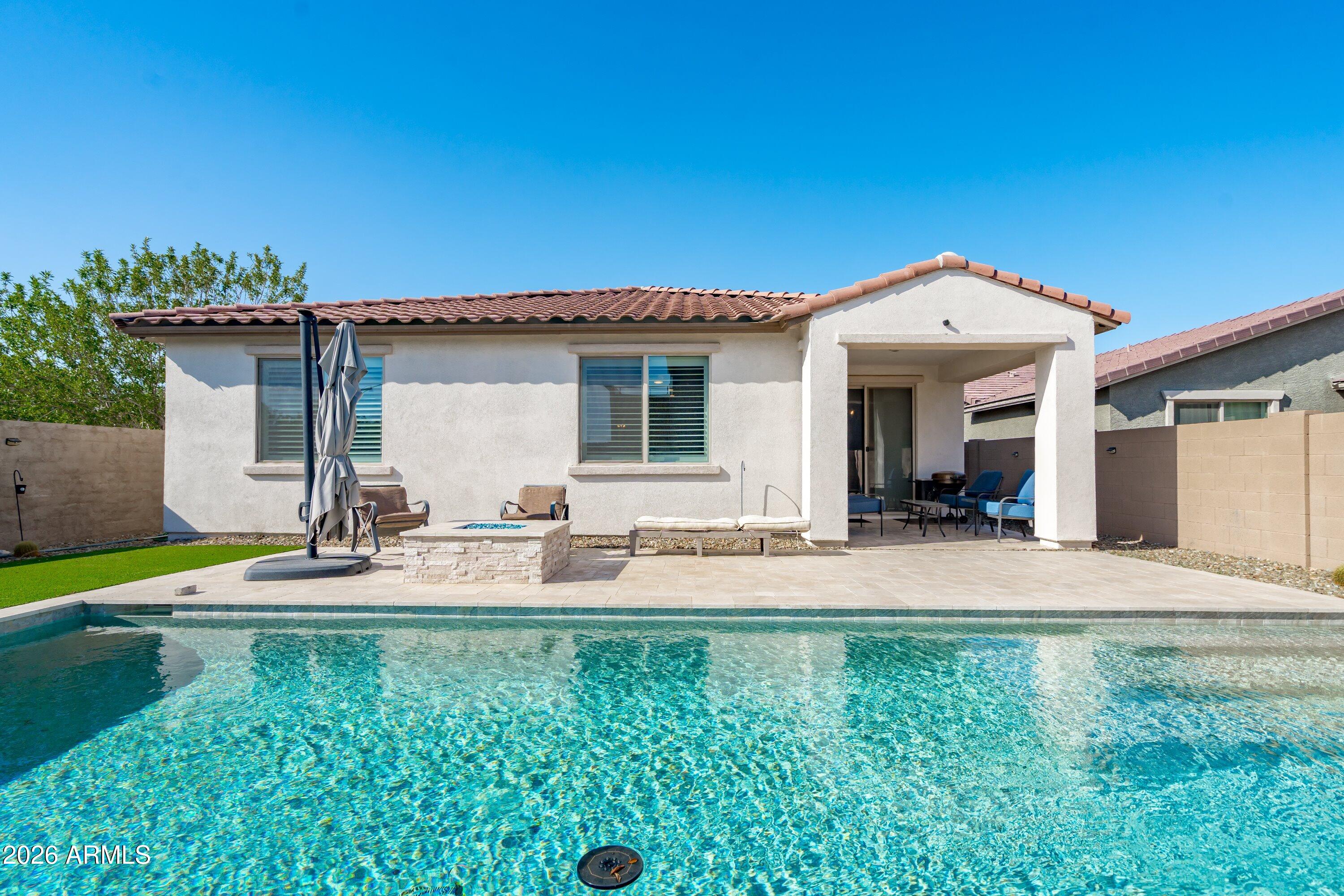 19991 W HEATHERBRAE Drive