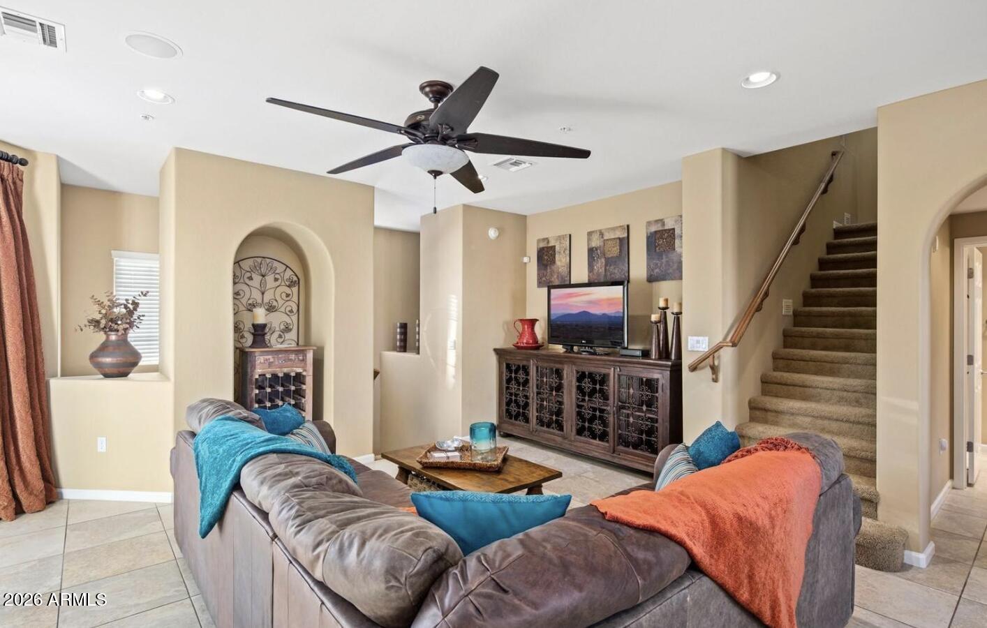 3935 E ROUGH RIDER Road 1387