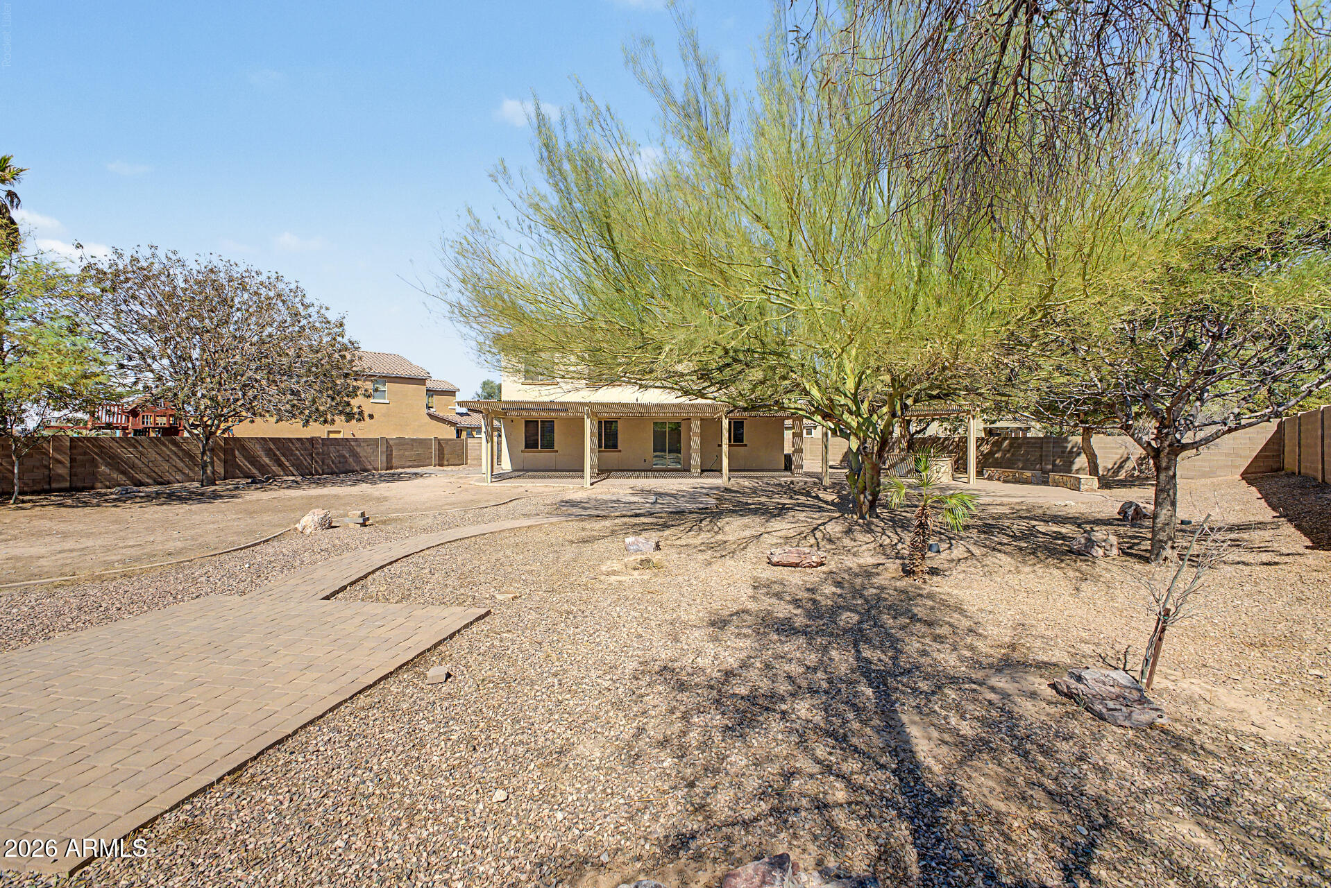 42619 W CHEYENNE Drive