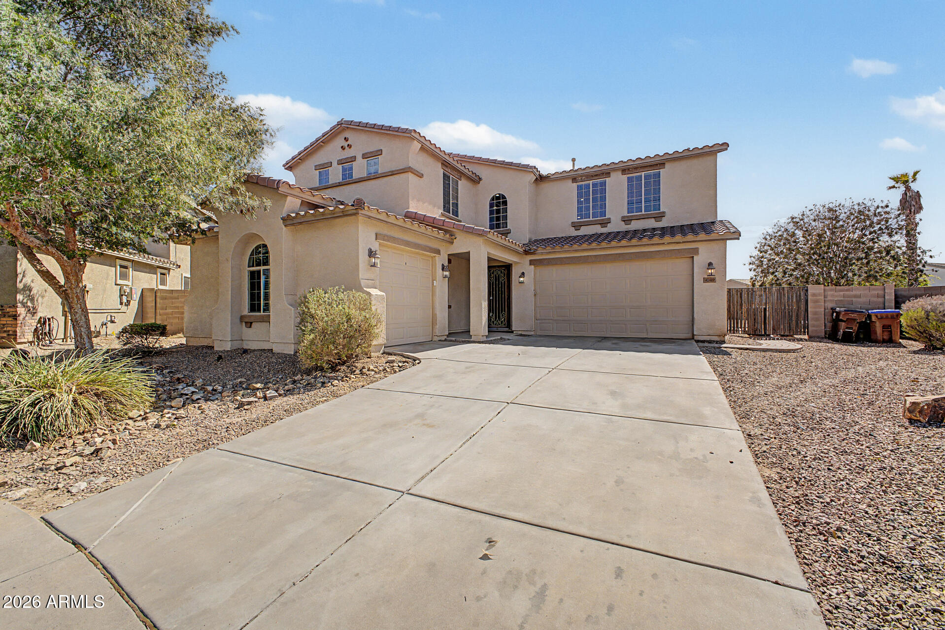 42619 W CHEYENNE Drive
