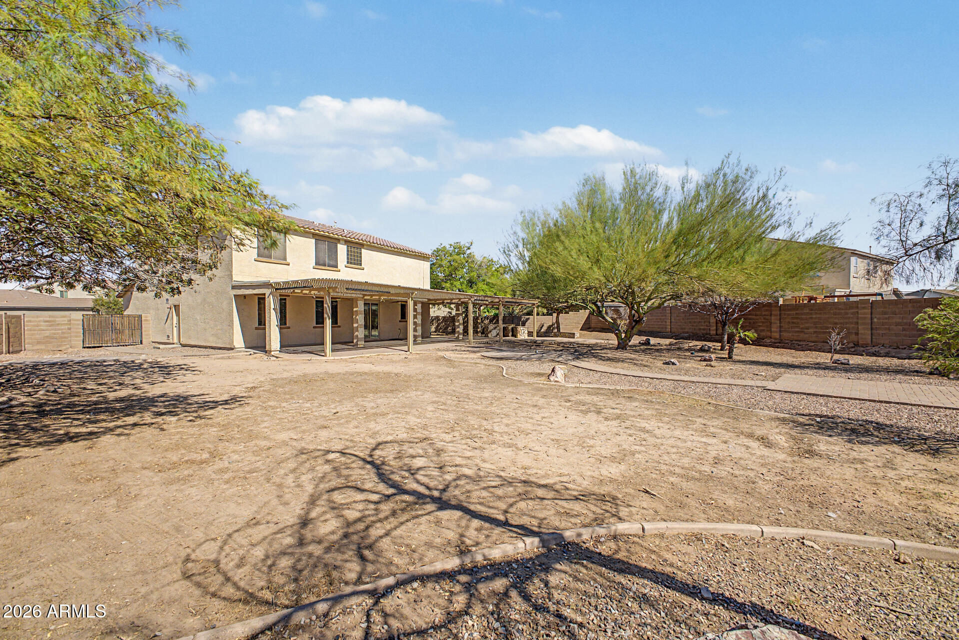 42619 W CHEYENNE Drive