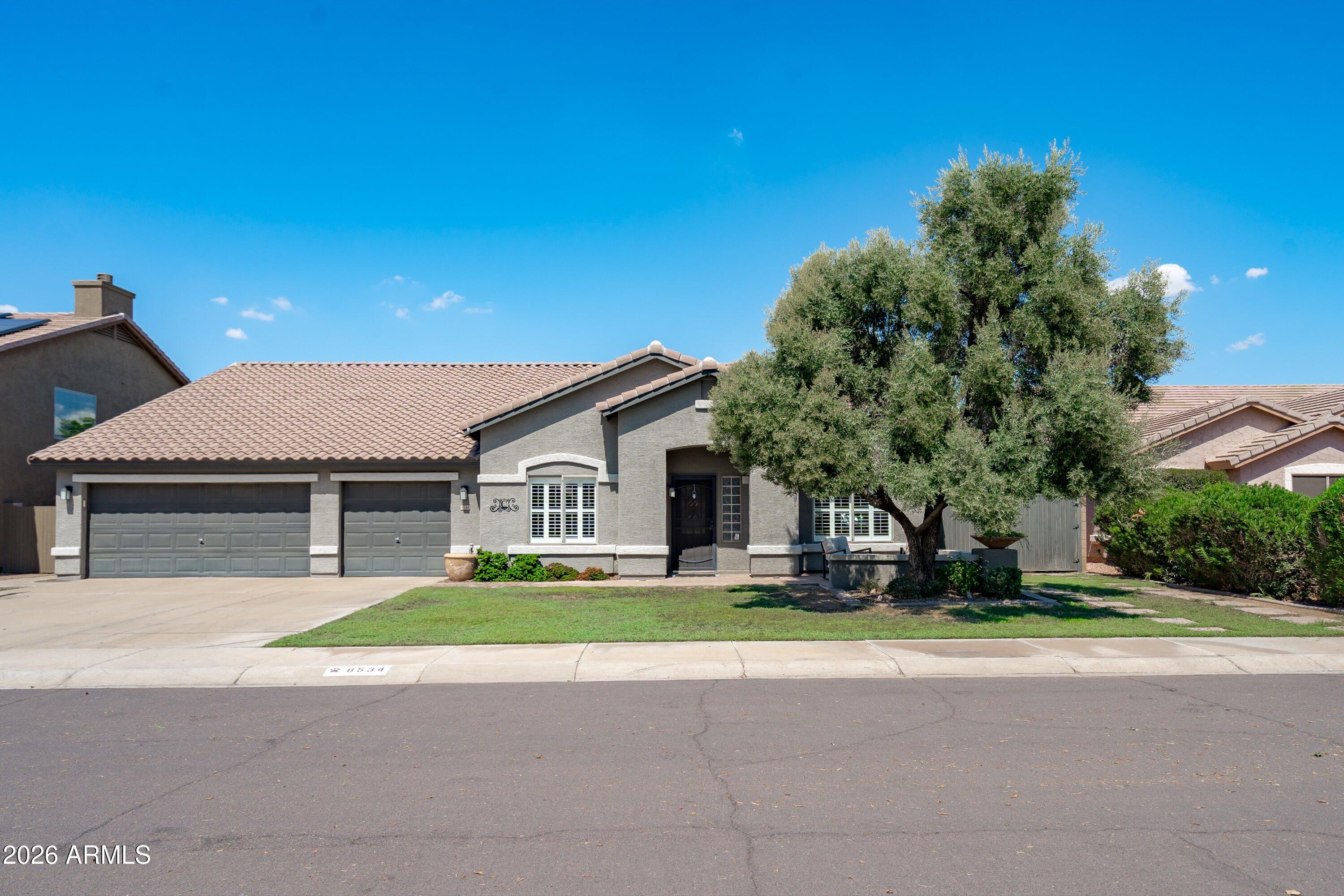 8534 W 8534 W Melinda Lane