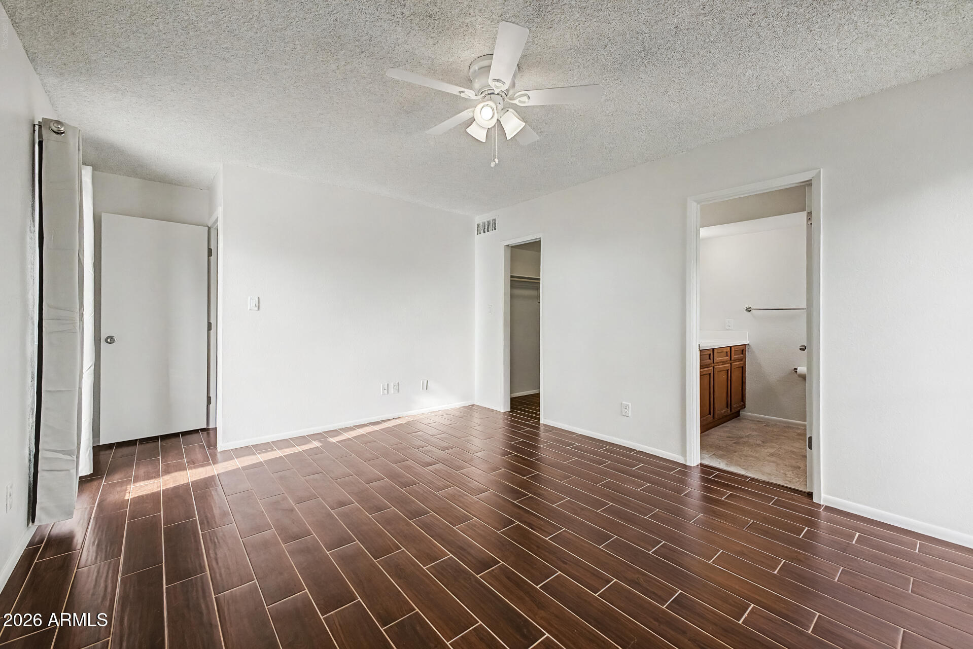 2663 E Silk Oak Drive