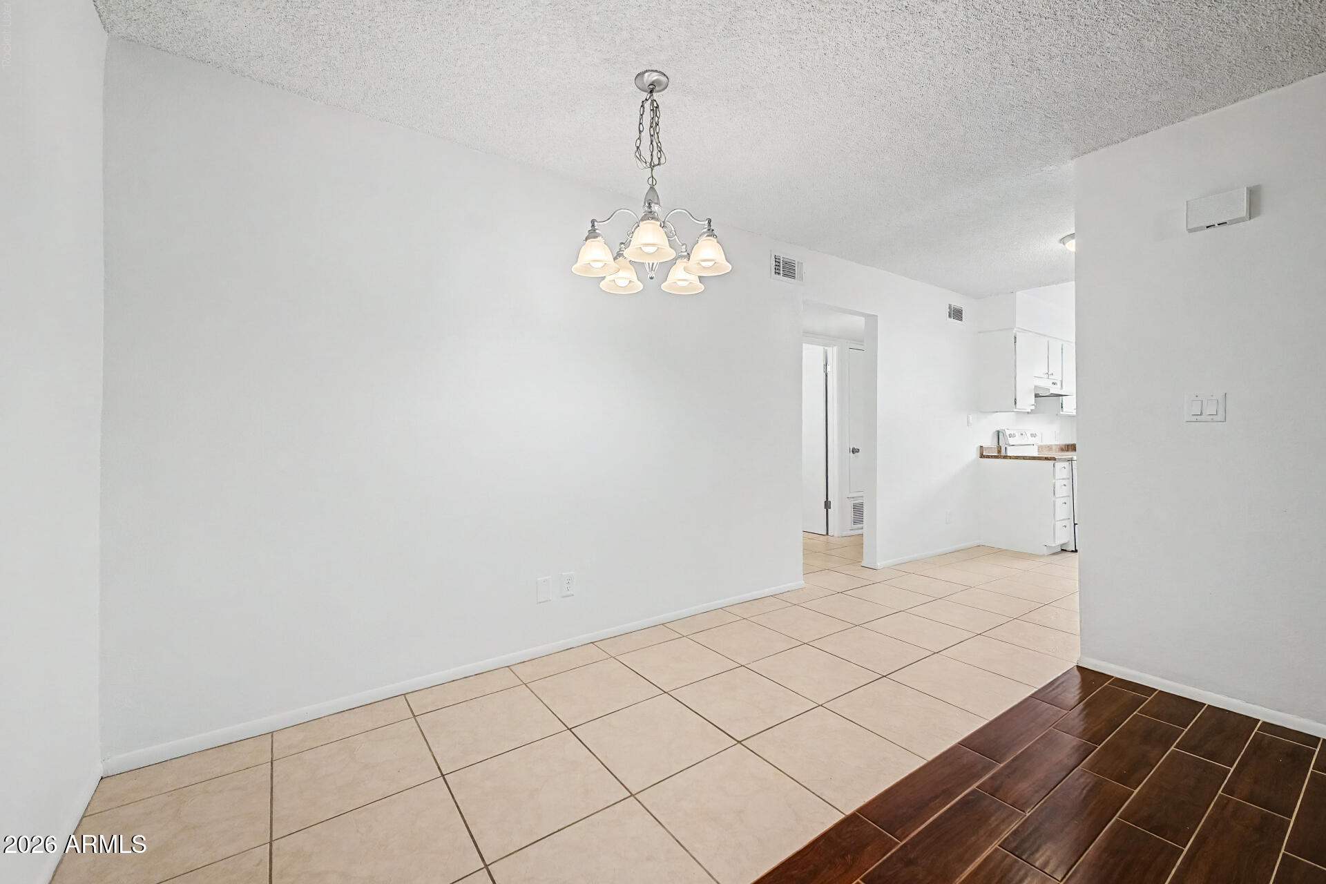 2663 E Silk Oak Drive