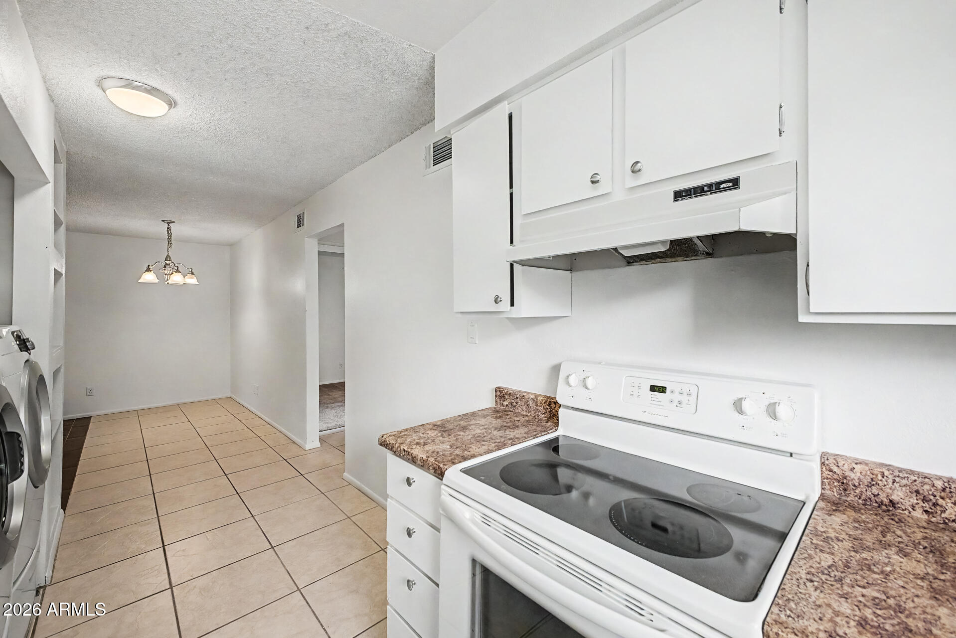 2663 E Silk Oak Drive