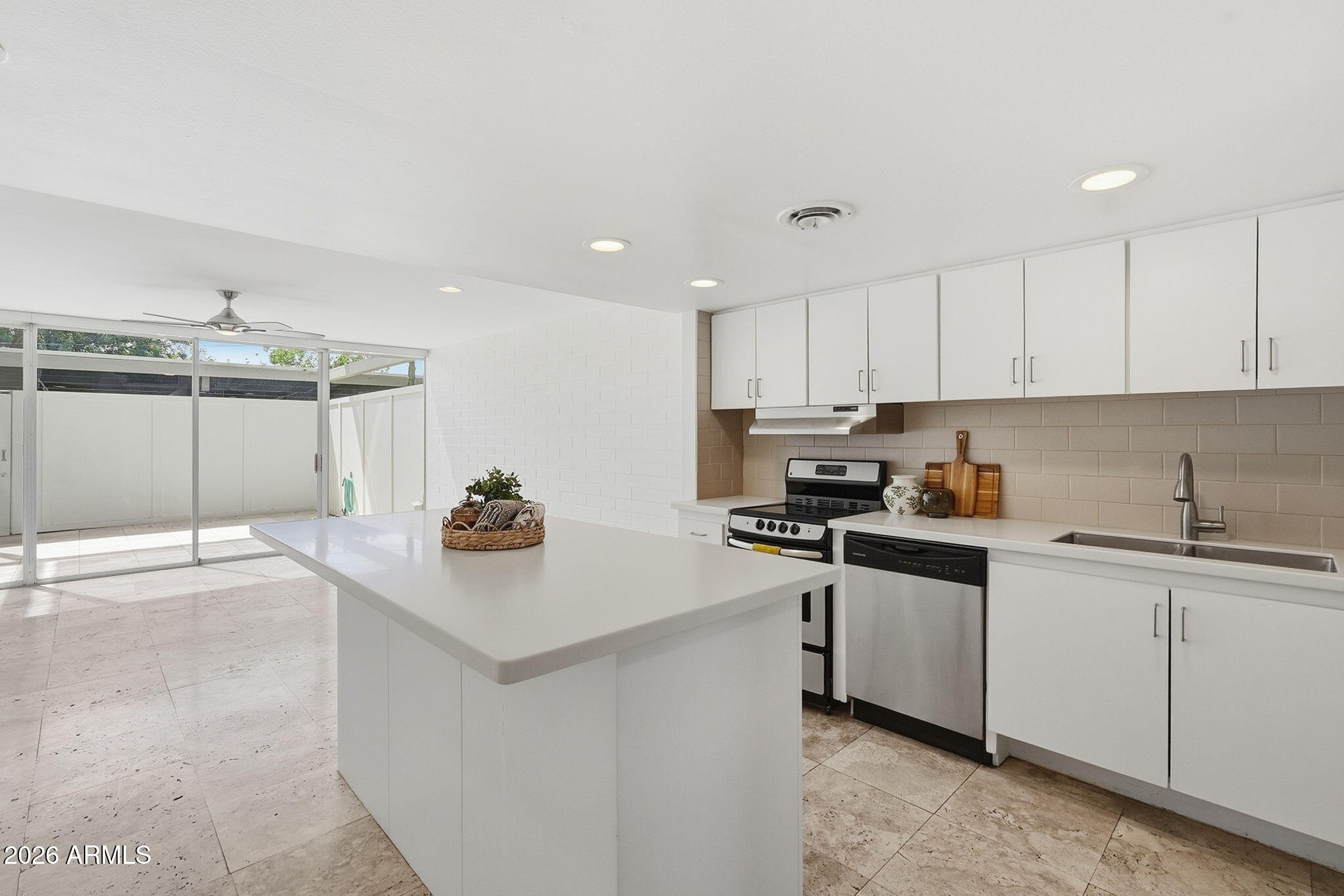 4401 N 40TH Street 13