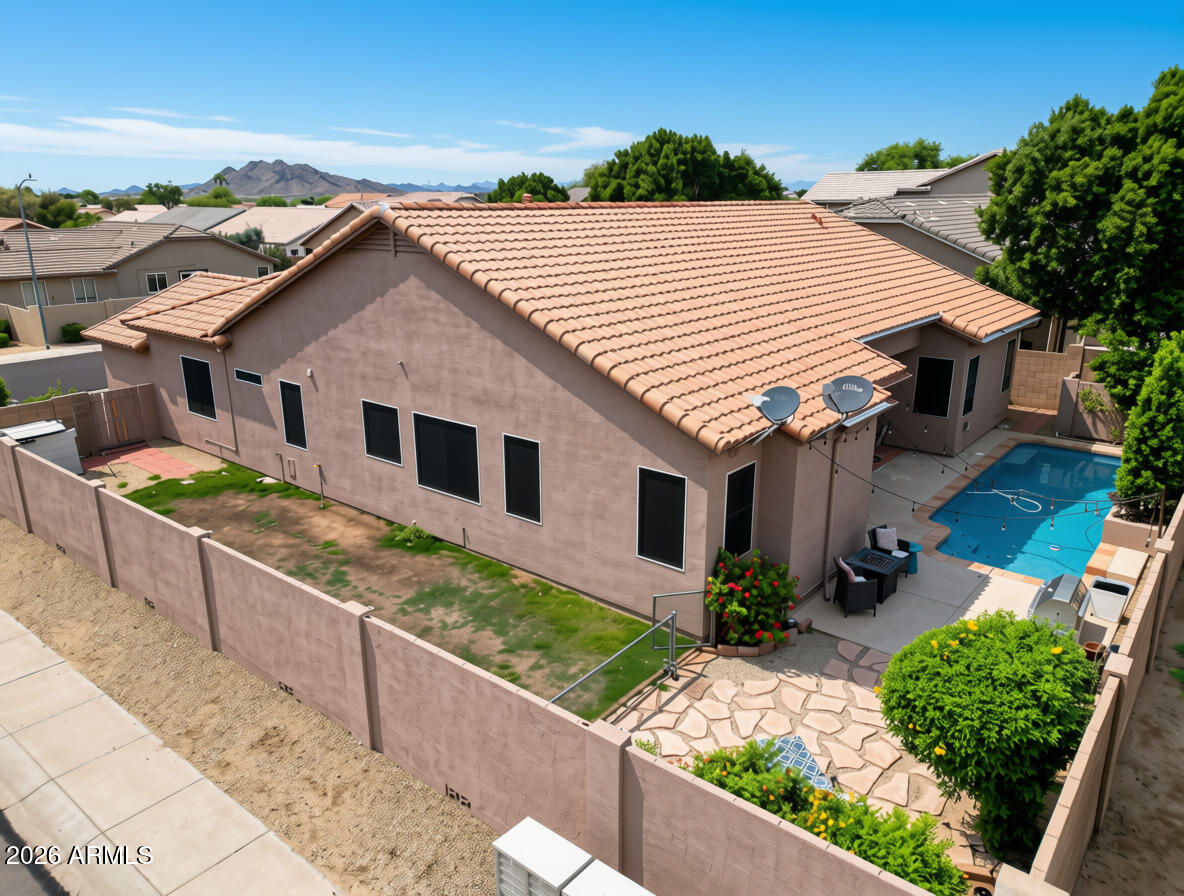 25705 N 68th Lane