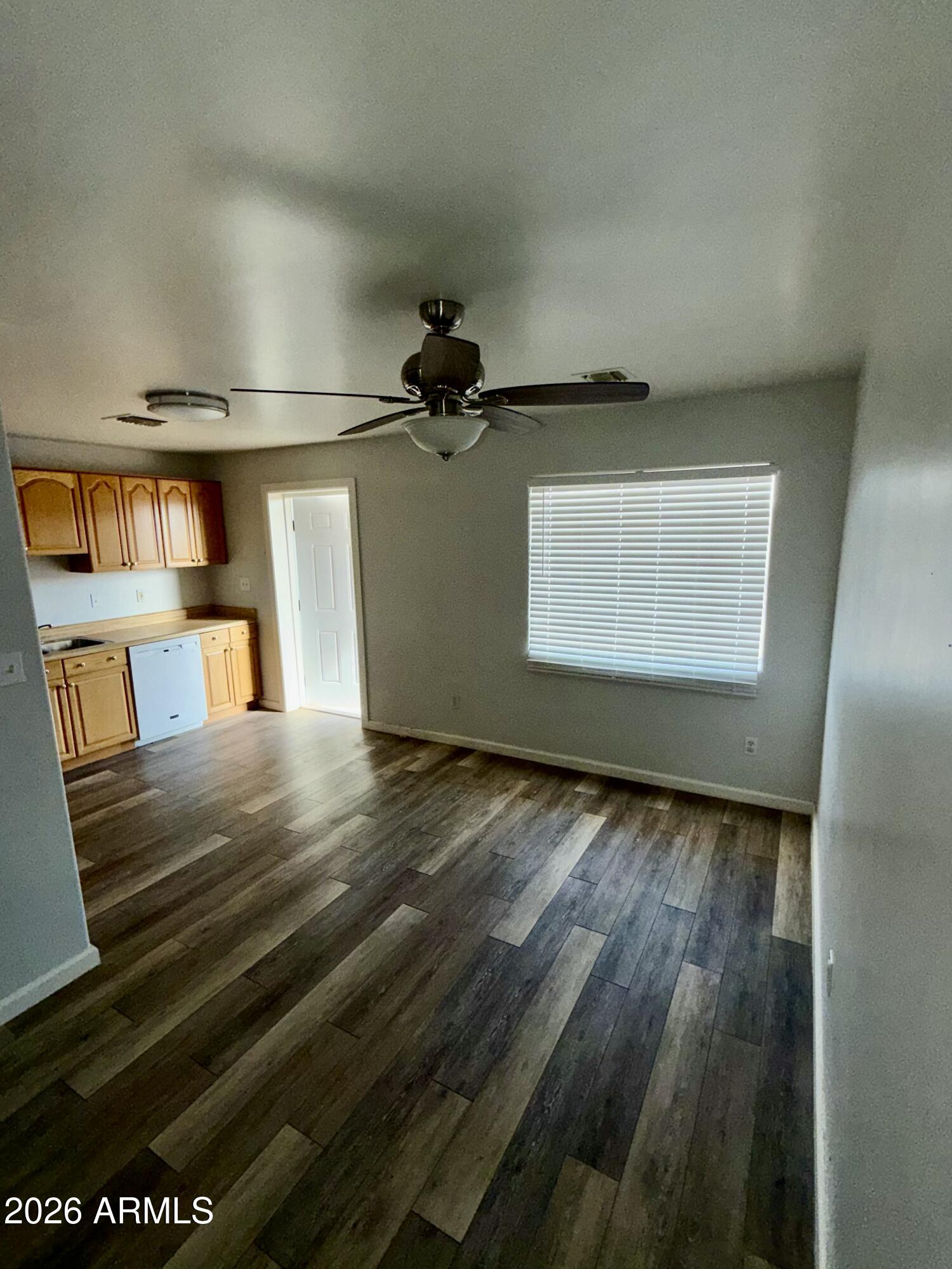 8659 W CALLE LEJOS