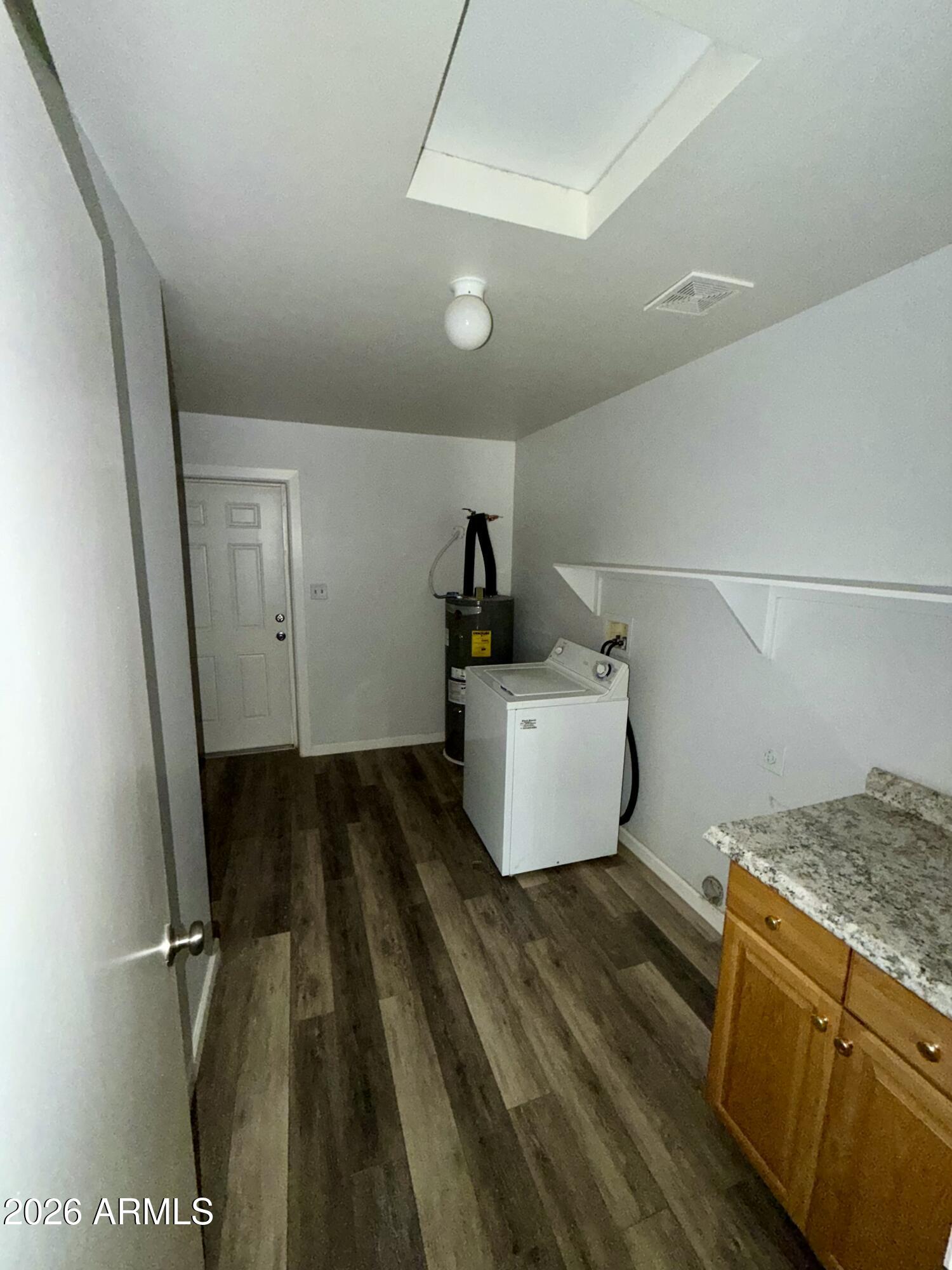 8659 W CALLE LEJOS