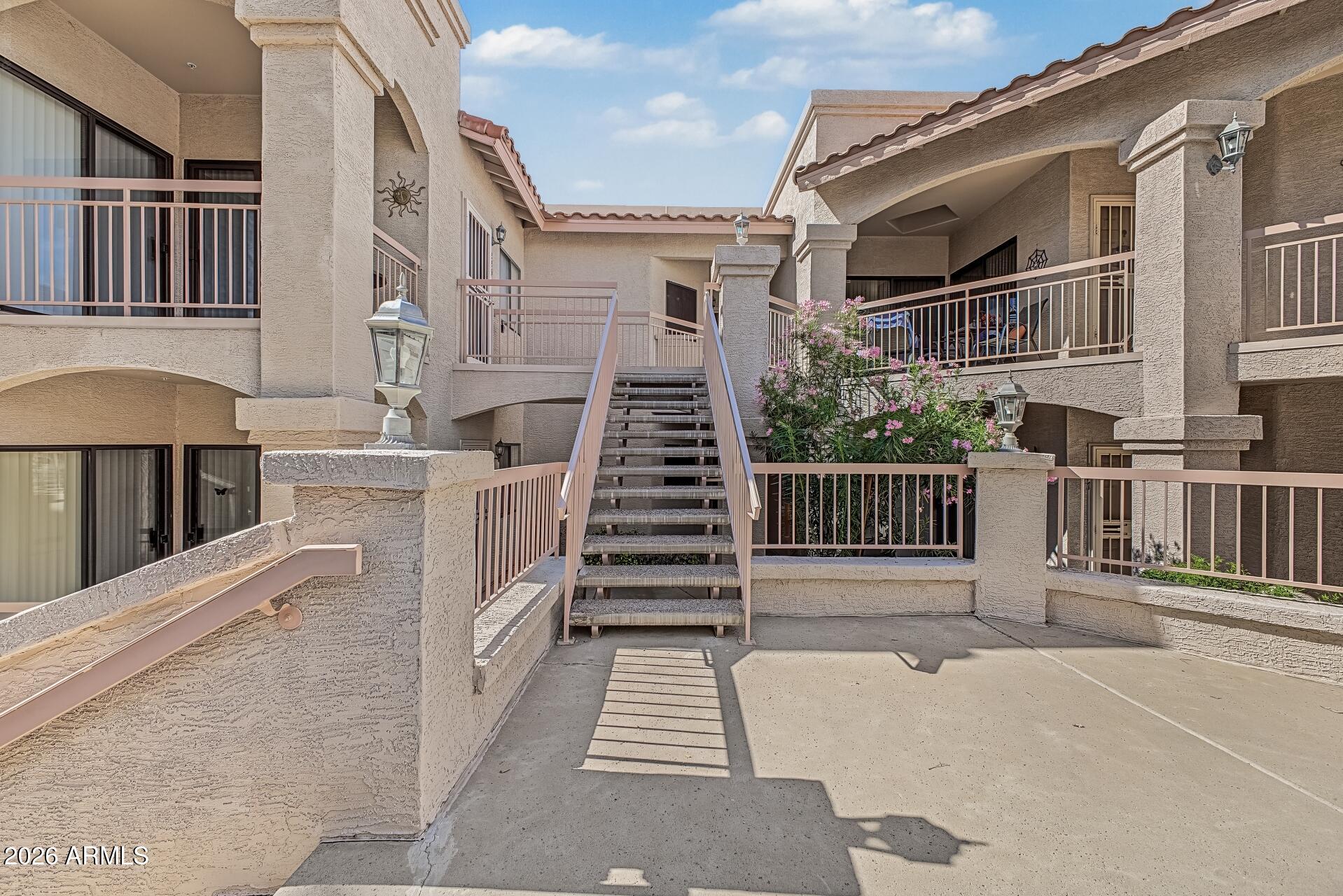 9151 W GREENWAY Road 226