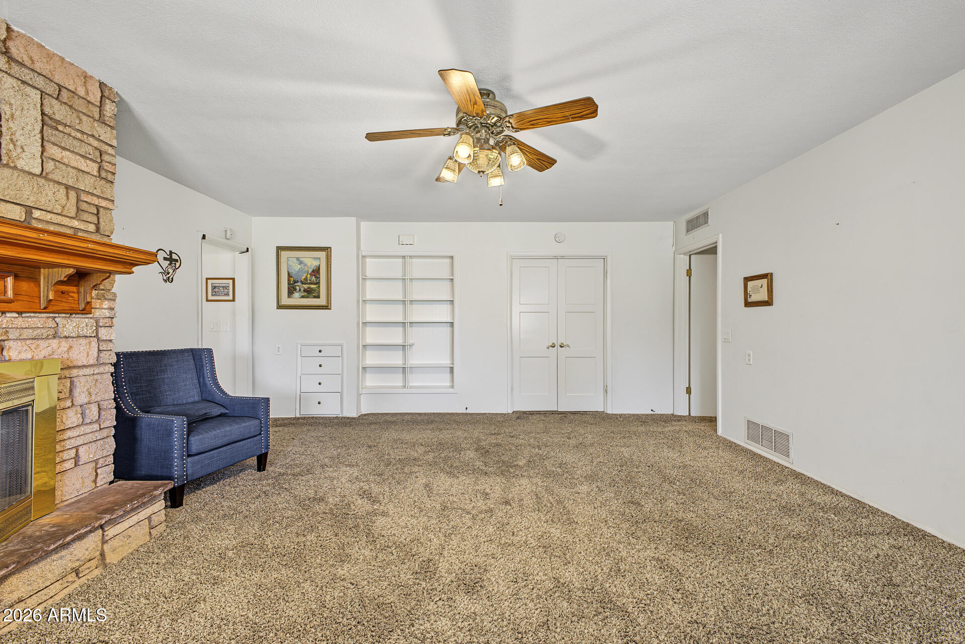 1251 N GILBERT Road