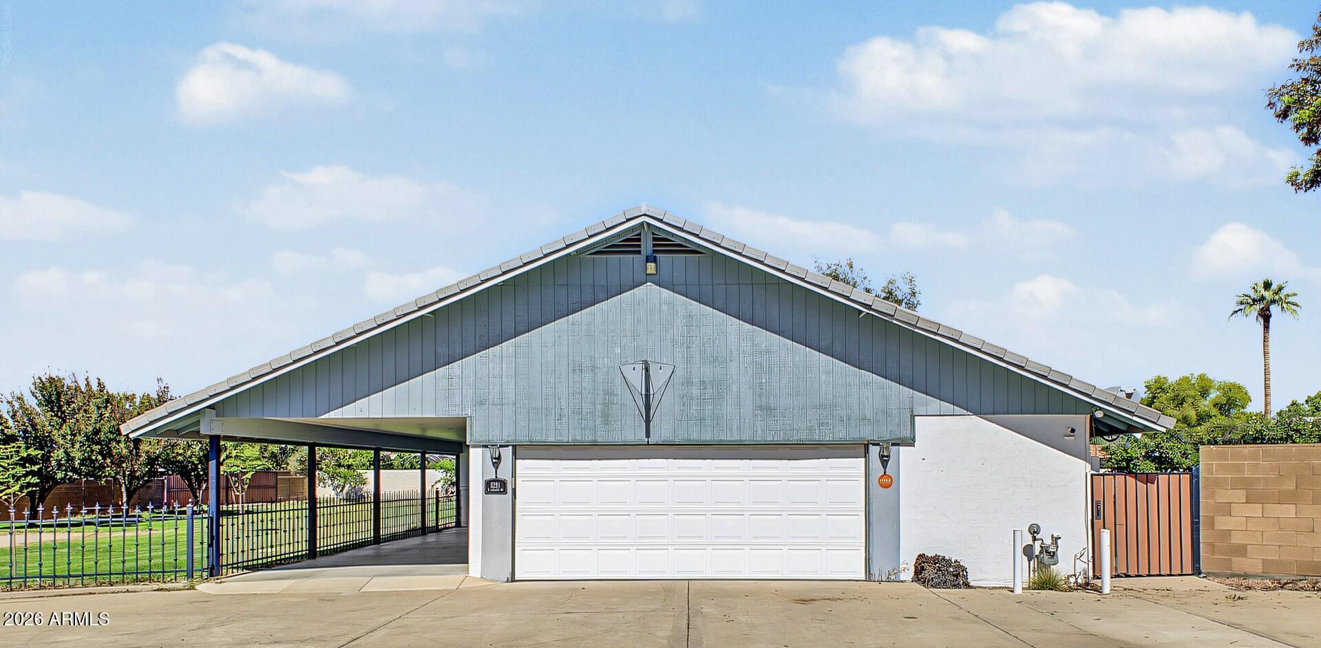 1251 N GILBERT Road