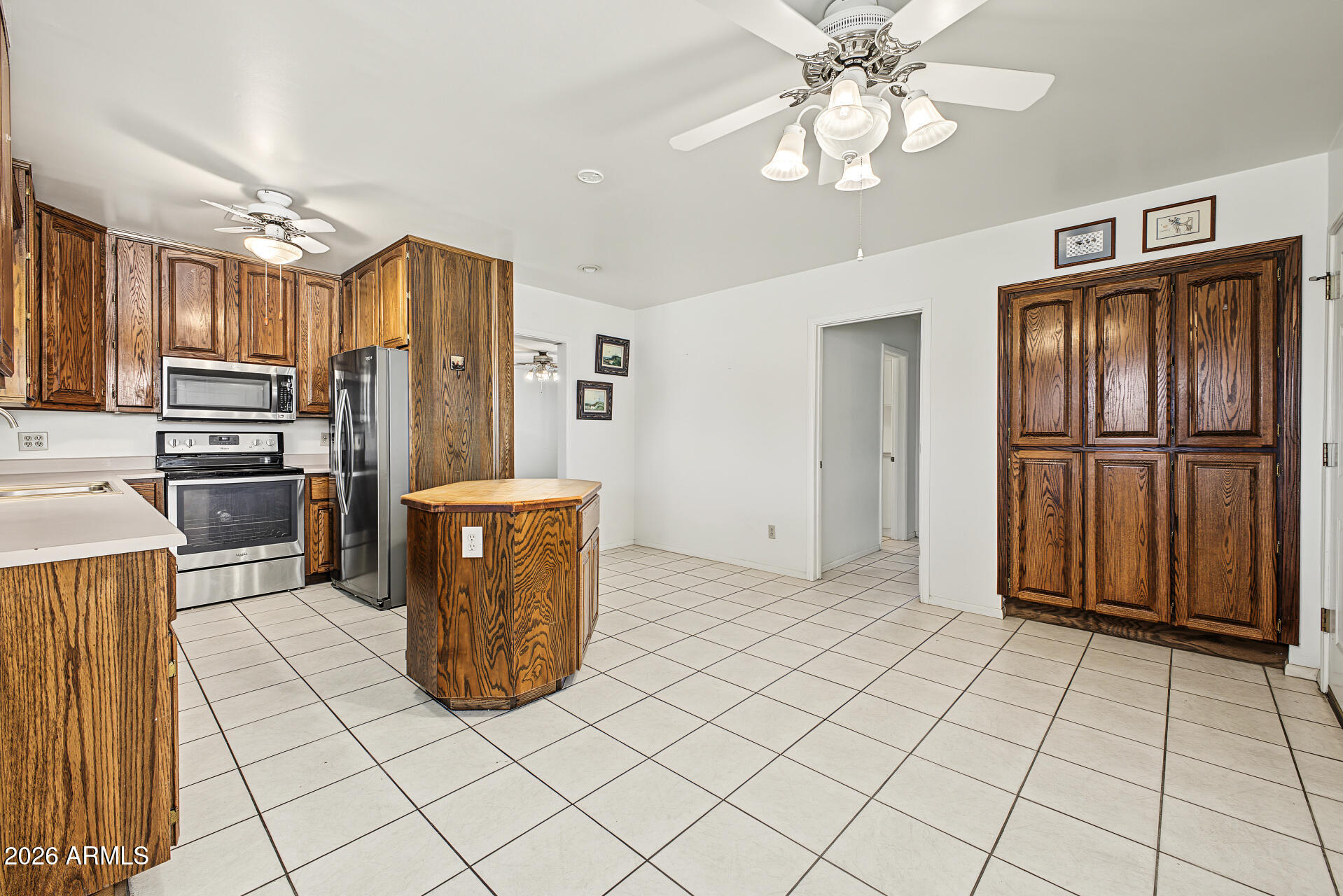 1251 N GILBERT Road