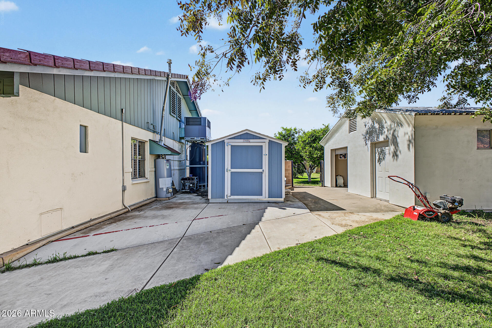1251 N GILBERT Road