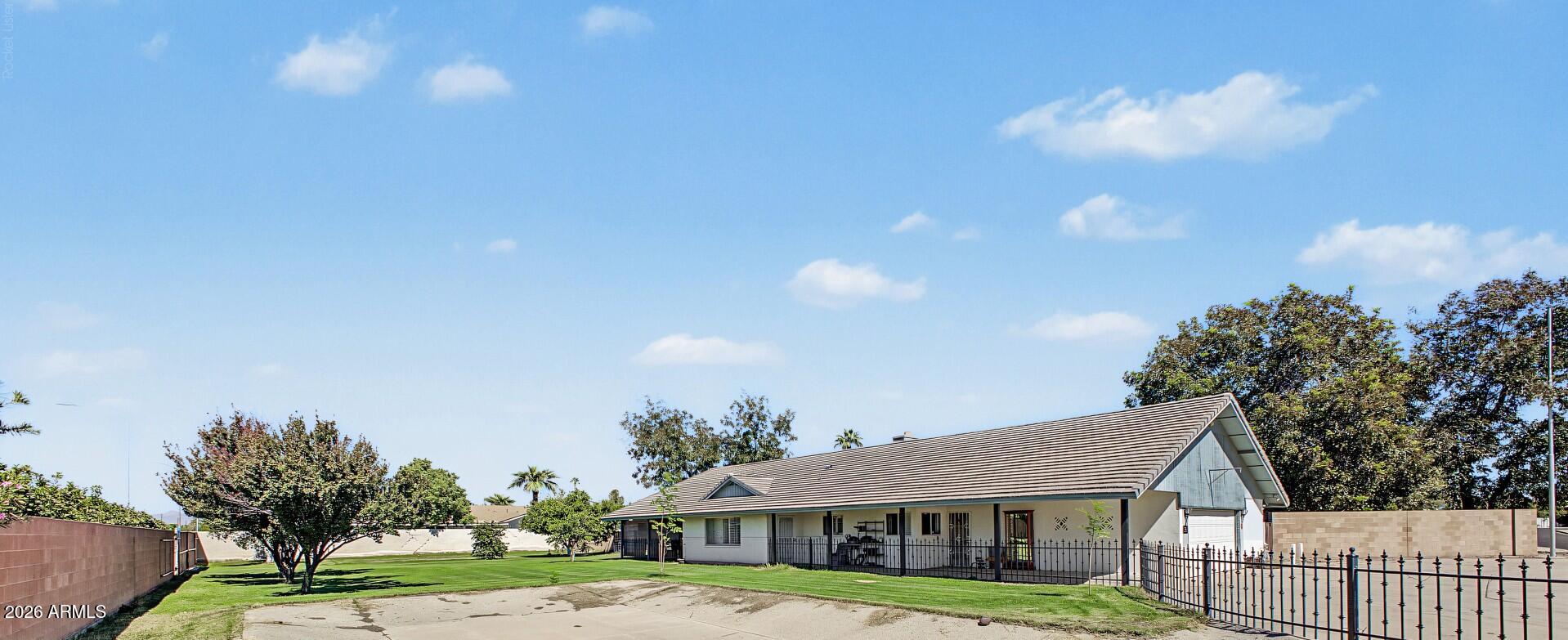 1251 N GILBERT Road
