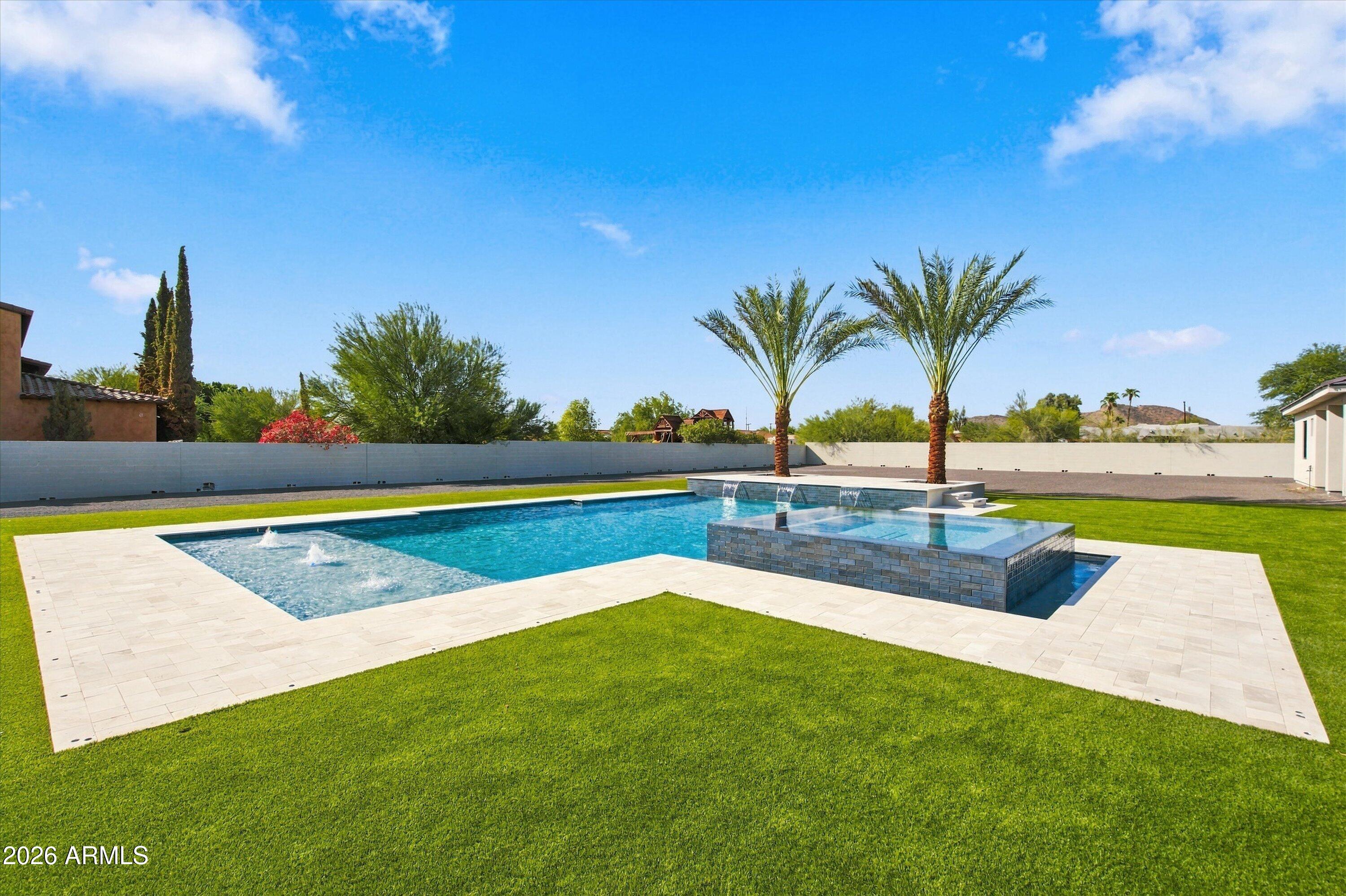 8318 W WILLIAMS Road