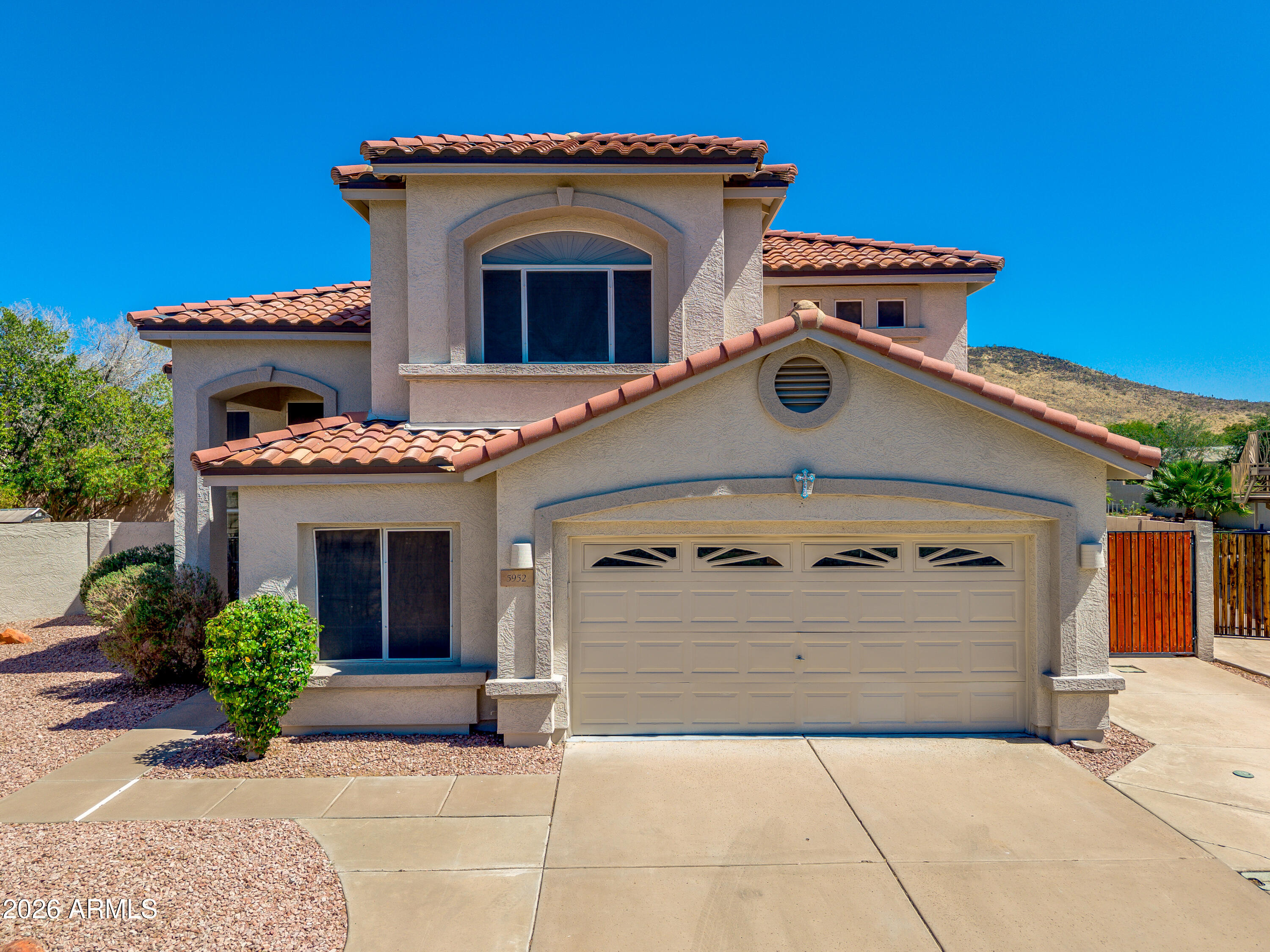 5952 W MORNING DOVE Drive