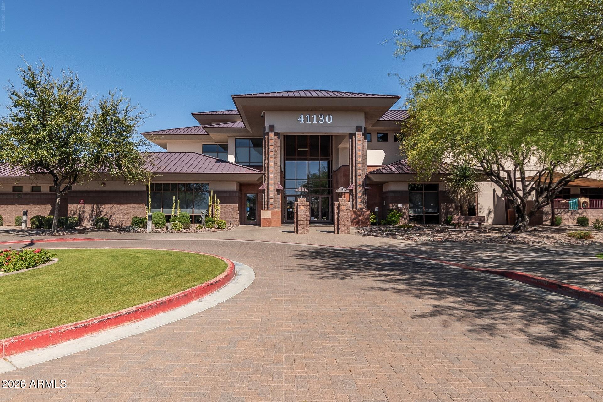 42424 N GAVILAN PEAK Parkway 28102