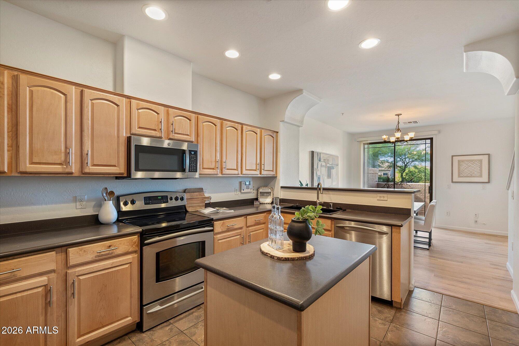 42424 N GAVILAN PEAK Parkway 4104