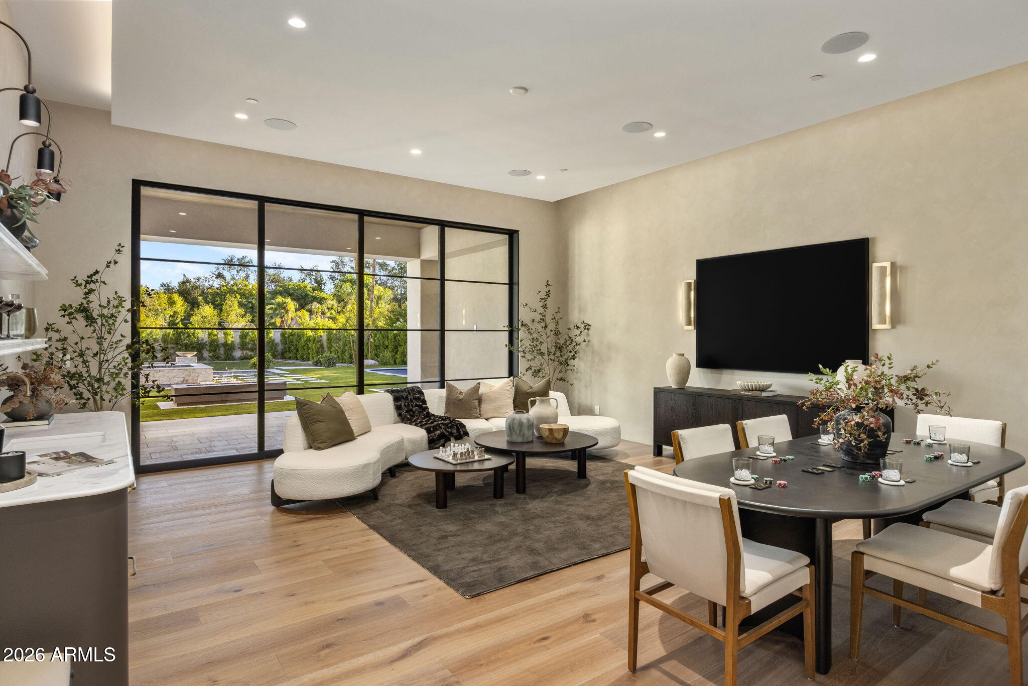 5115 E Berneil Drive
