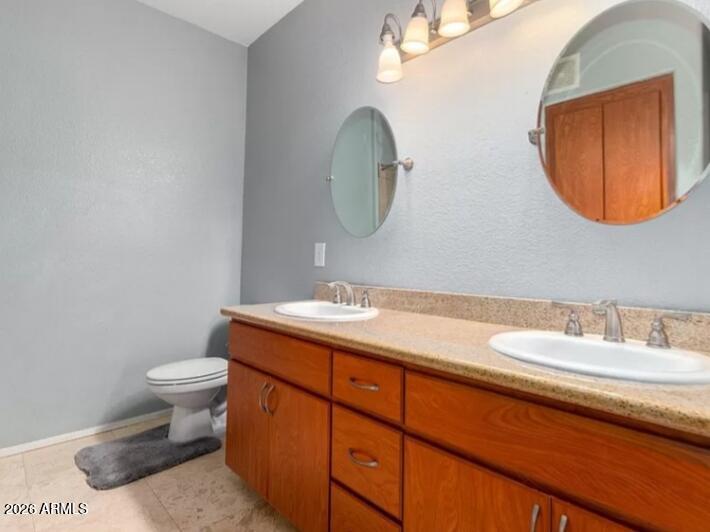 5302 E VAN BUREN Street 3046