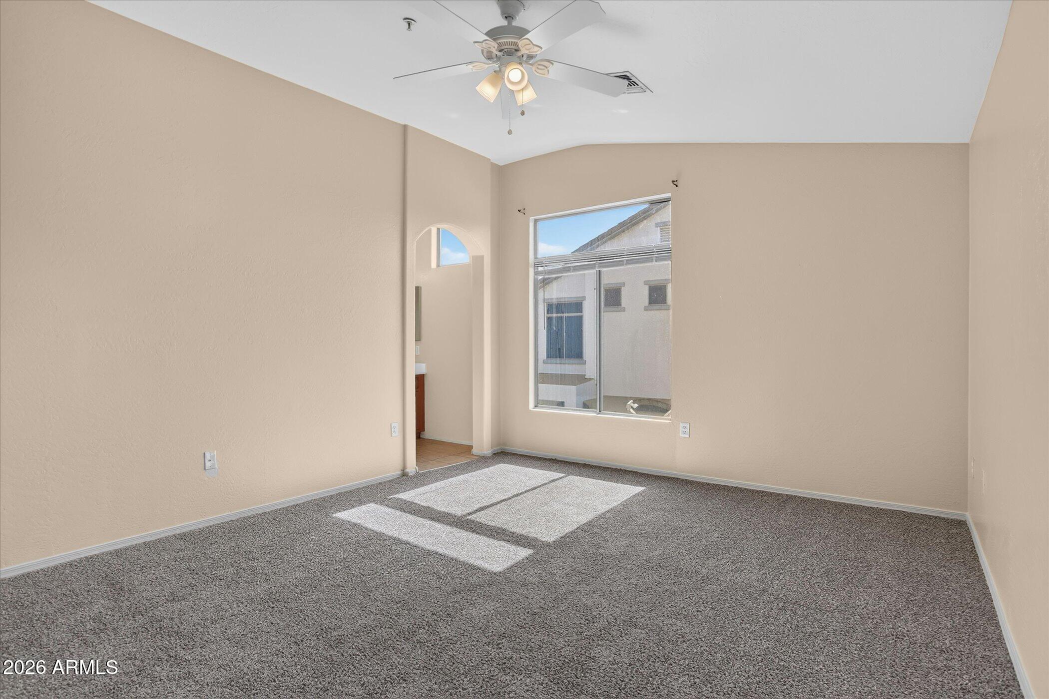 2150 E BELL Road 1090