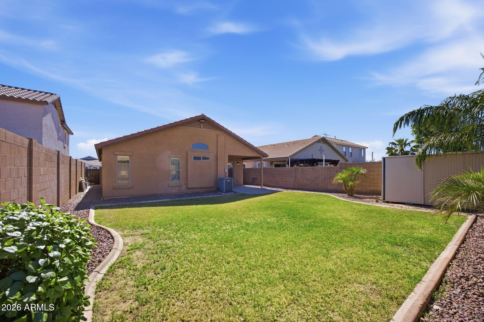 1646 E DANIELLA Drive
