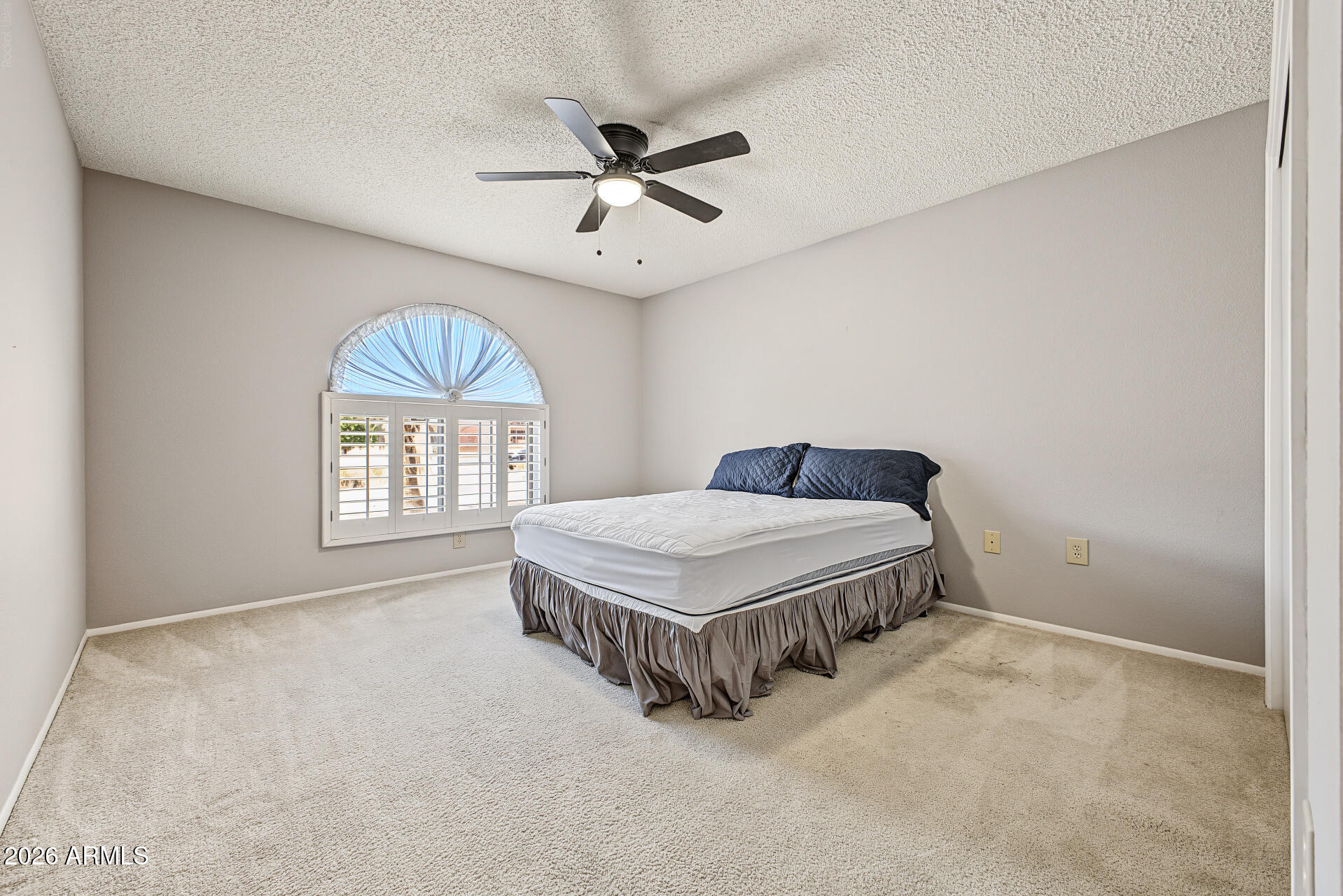 21019 N DESERT SANDS Drive